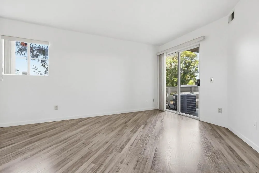 Photo #10: 260001911 Listing: Photo #10