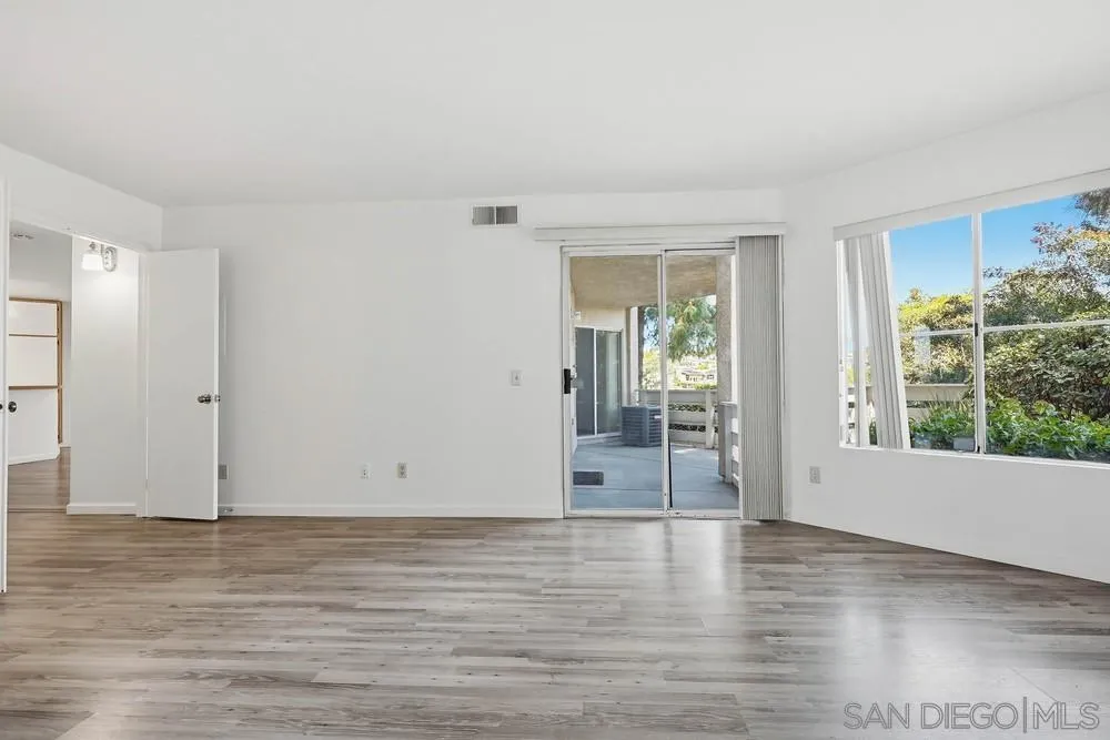 https://cdn.realtyfeed.com/cdn/127/260001911/b1a3f4d3c00090acc1d5b3937c9e4a62.webp