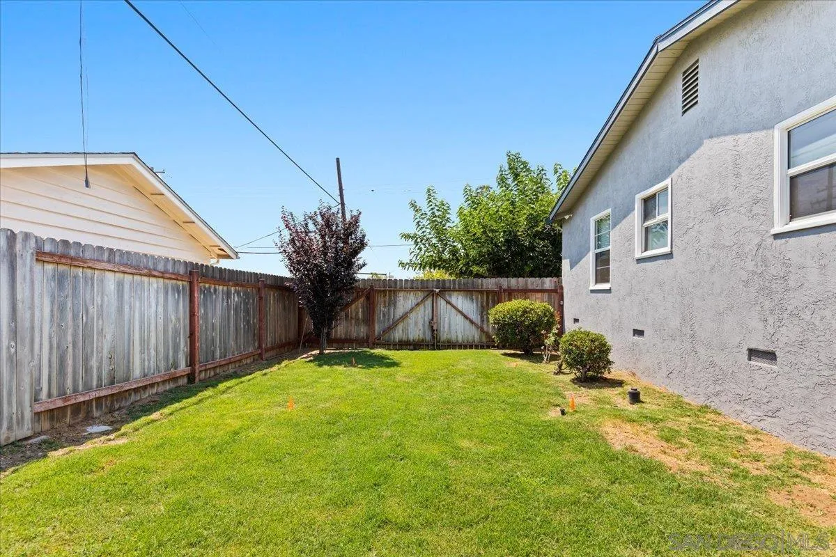 https://cdn.realtyfeed.com/cdn/127/260001912/0a60571b0e48139421d44a2019f45137.webp