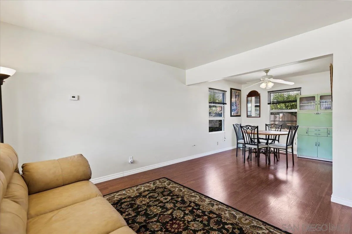 https://cdn.realtyfeed.com/cdn/127/260001912/53c3643379d1bdbbeac5cab7498d9d90.webp