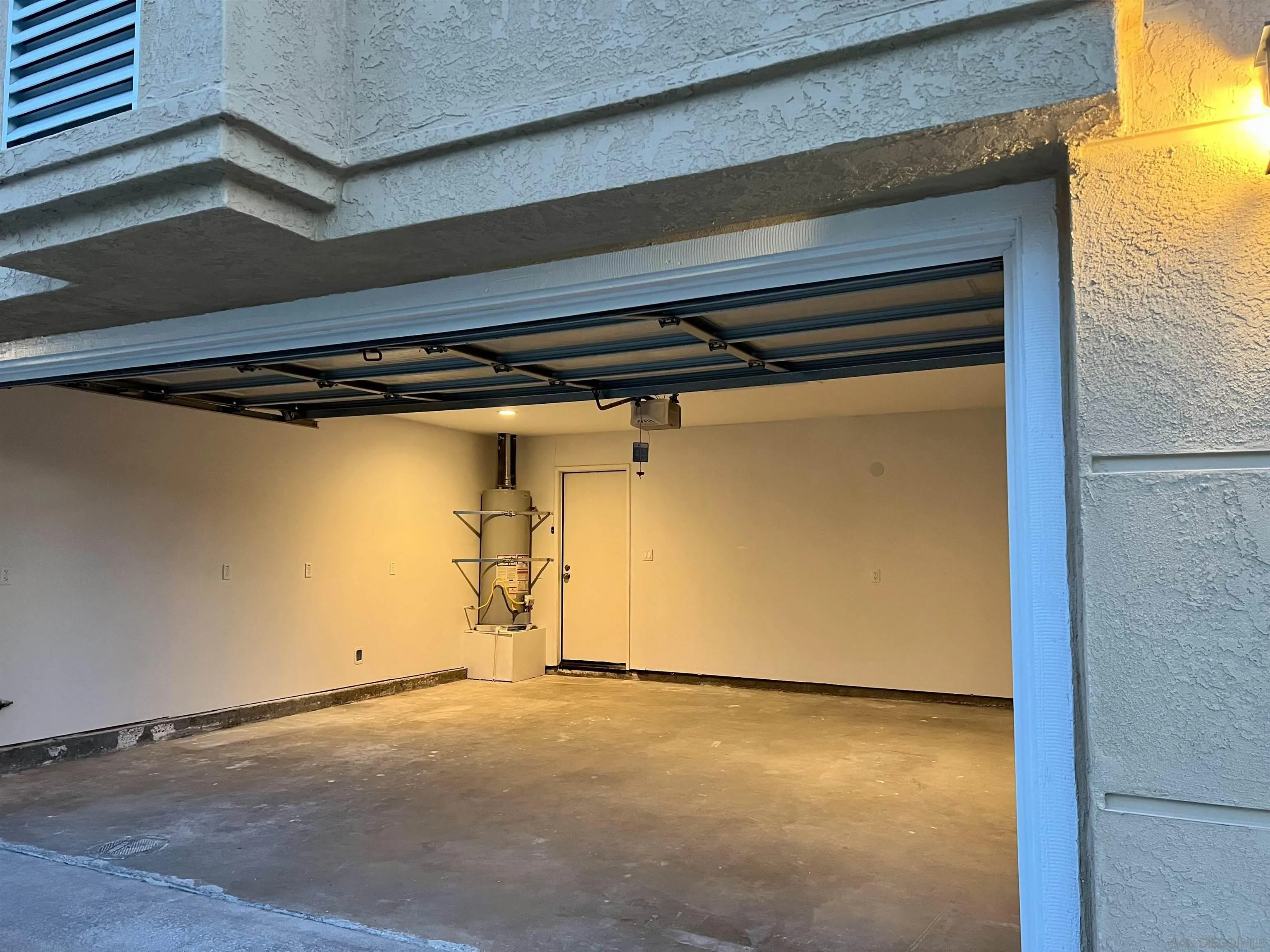 https://cdn.realtyfeed.com/cdn/127/260001913/14875d355a2a5066c65914b6be3227e6.webp
