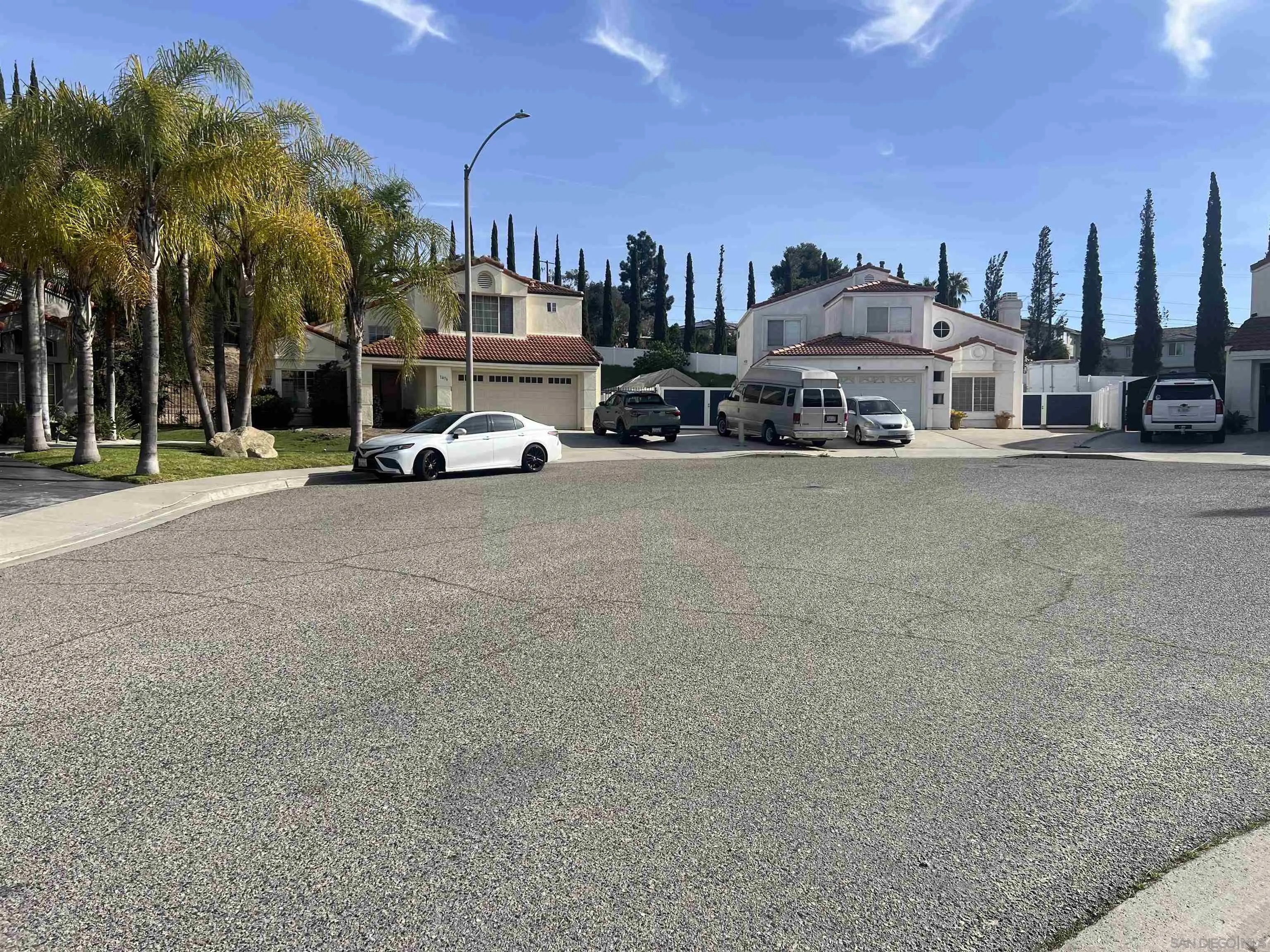 https://cdn.realtyfeed.com/cdn/127/260001913/33dba2f5826783c6ac225303e3f660e8.webp