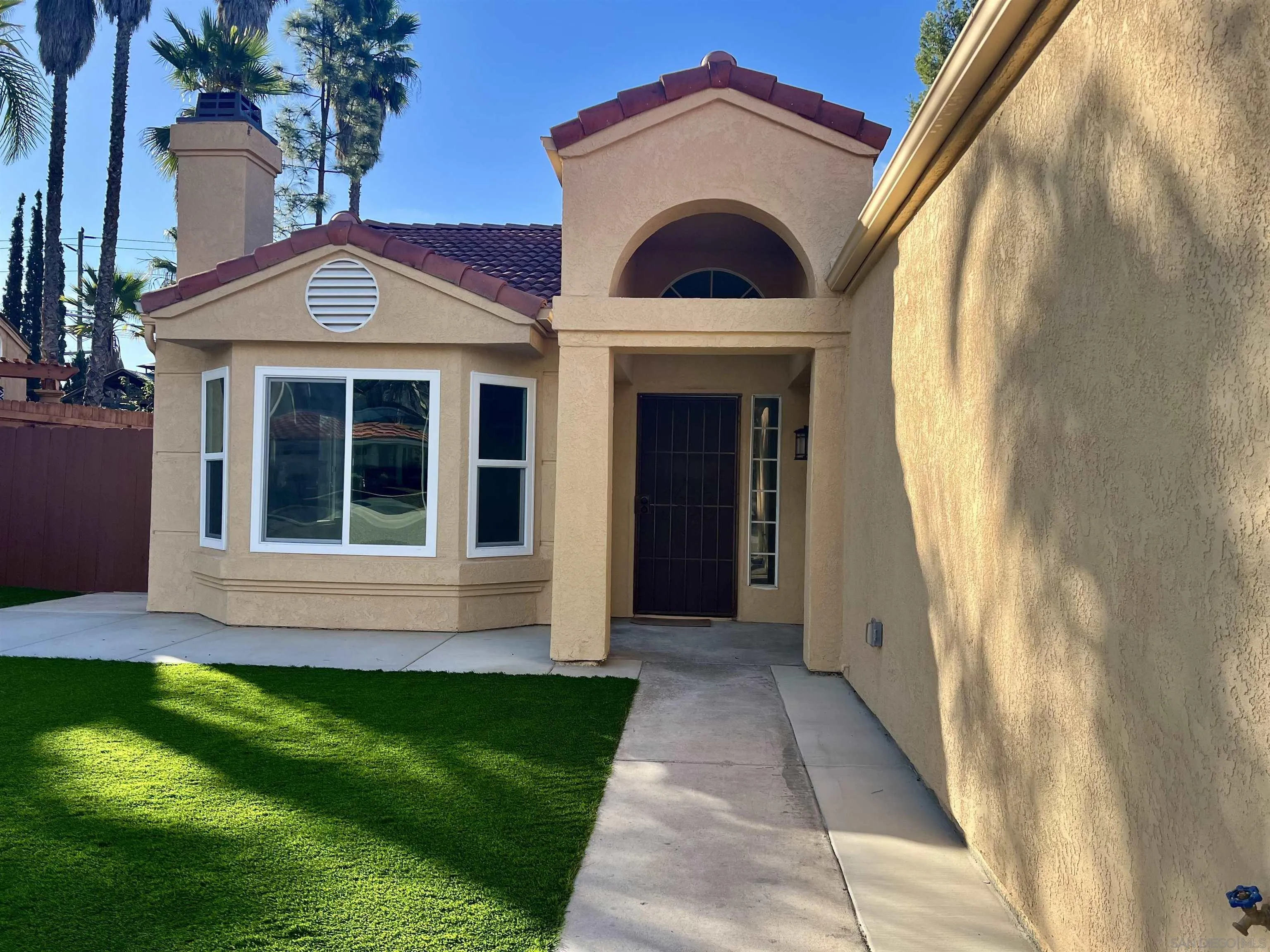 https://cdn.realtyfeed.com/cdn/127/260001913/4f81e3a6e31b69bd4211e8b8f72f5872.webp