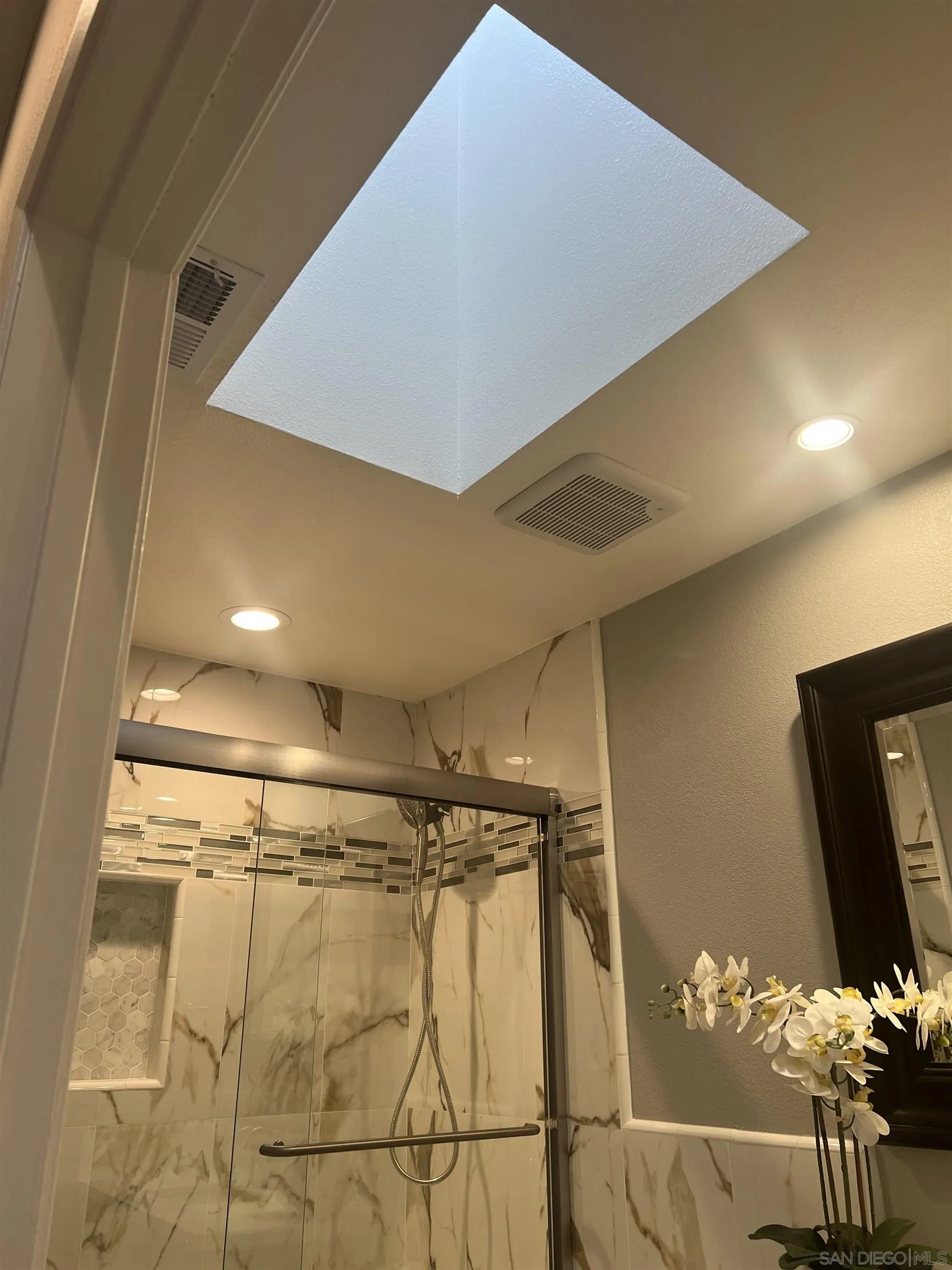 https://cdn.realtyfeed.com/cdn/127/260001913/59145ac6073ca39003d1380171e9a4b4.webp