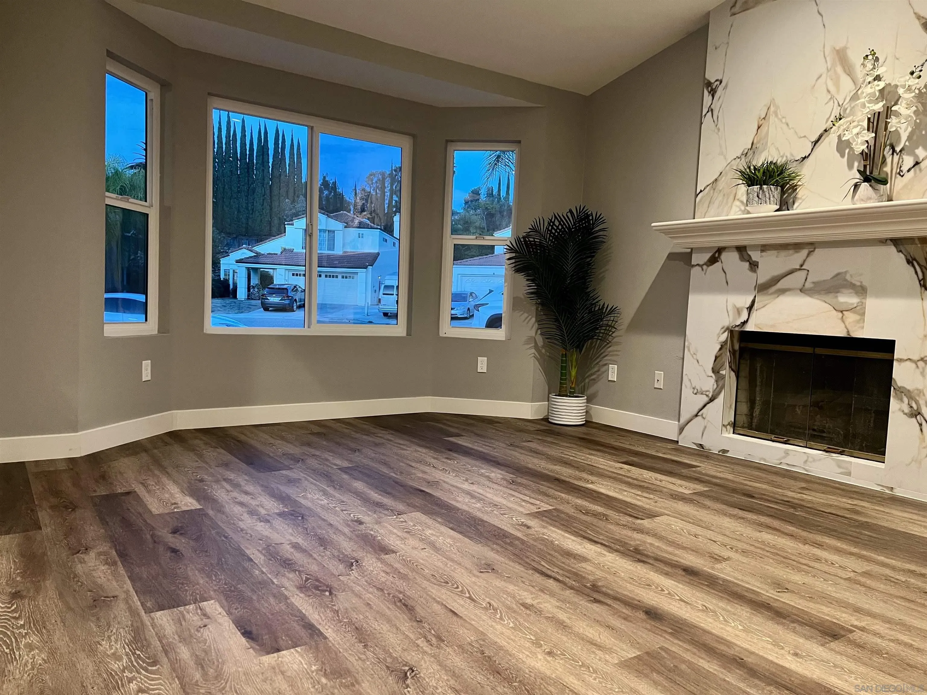 https://cdn.realtyfeed.com/cdn/127/260001913/da0c60d54939166f7af15081a9e851d0.webp