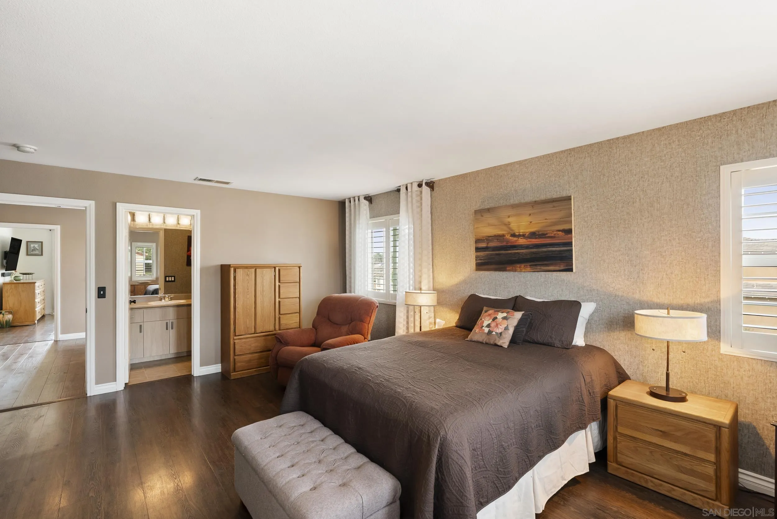 https://cdn.realtyfeed.com/cdn/127/260001915/6ea678e8c0dc7043050b224b5401f55e.webp
