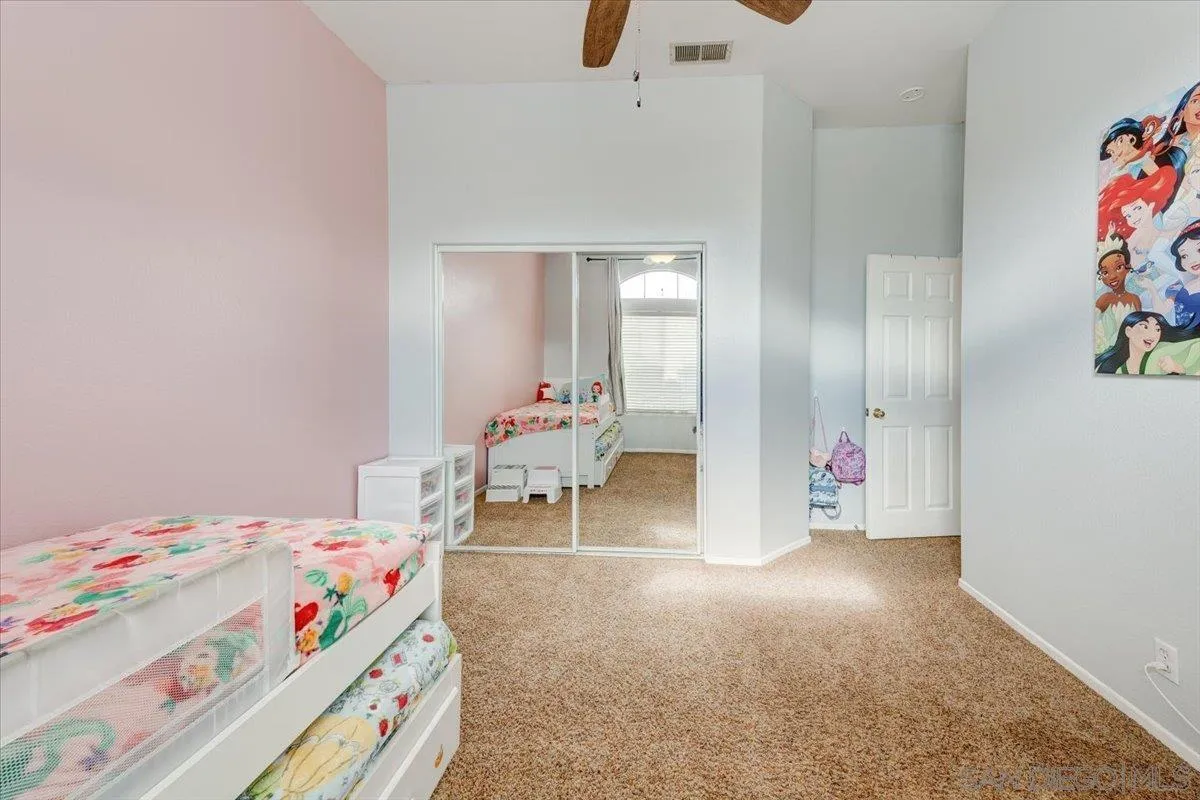 https://cdn.realtyfeed.com/cdn/127/260001916/2717527197bd20fdf95bdec10328449a.webp