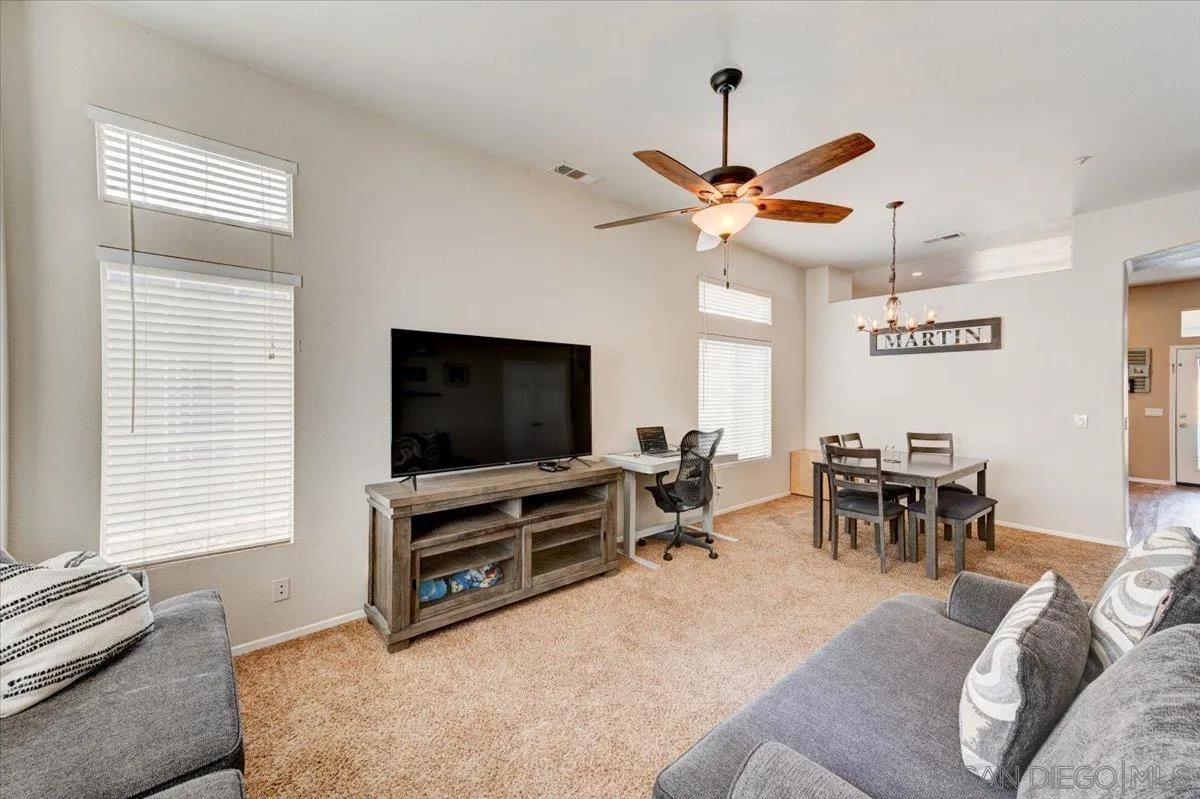 https://cdn.realtyfeed.com/cdn/127/260001916/94d518ef2d139032c3b671380ae19118.webp