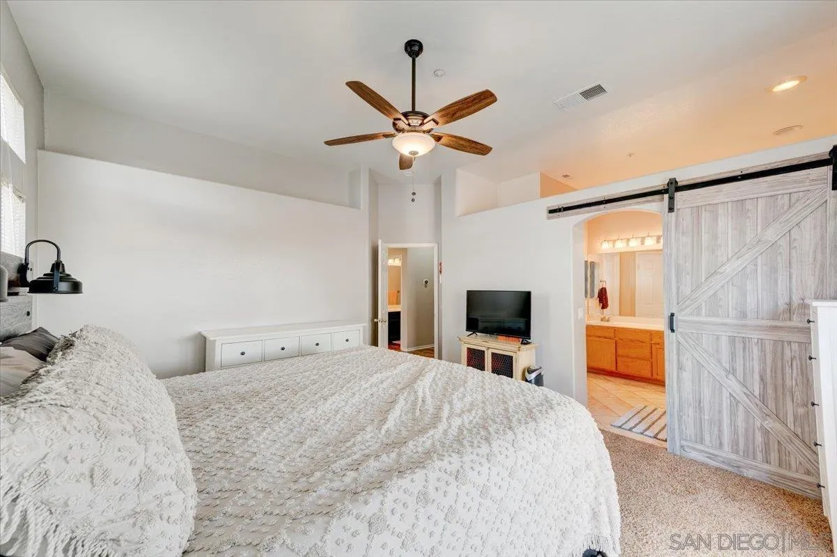 https://cdn.realtyfeed.com/cdn/127/260001916/d598dce0395132cc494afd527ed25769.webp