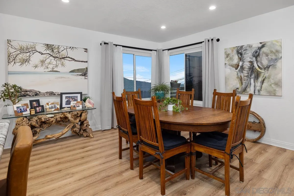 https://cdn.realtyfeed.com/cdn/127/260001923/74838f4d1d21b8cc7eeff53cf9202c1e.webp