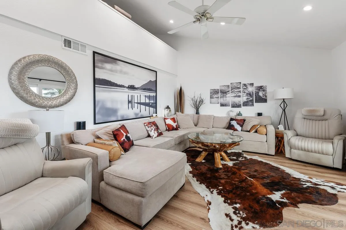 https://cdn.realtyfeed.com/cdn/127/260001923/9e2bd1a7176c3f0c1d404eed96cac792.webp