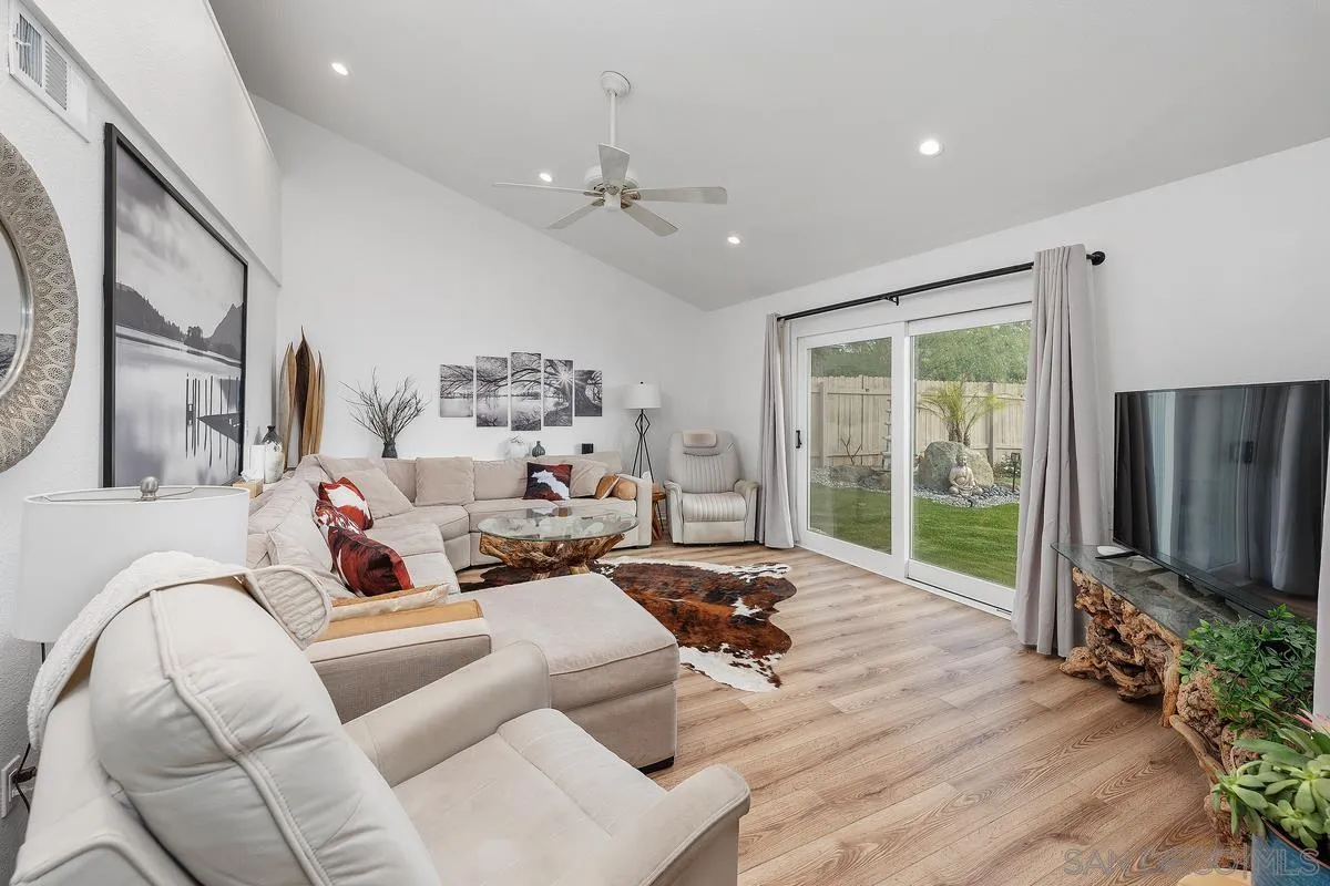 https://cdn.realtyfeed.com/cdn/127/260001923/ba7a5ab6228a7a53f12e33bab08df986.webp