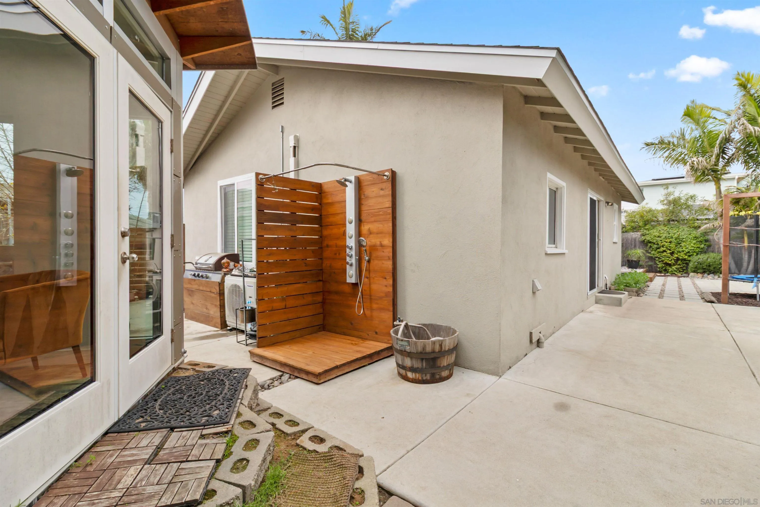 https://cdn.realtyfeed.com/cdn/127/260001927/23343e0c281d3e8ed3f684c9299ed4c7.webp
