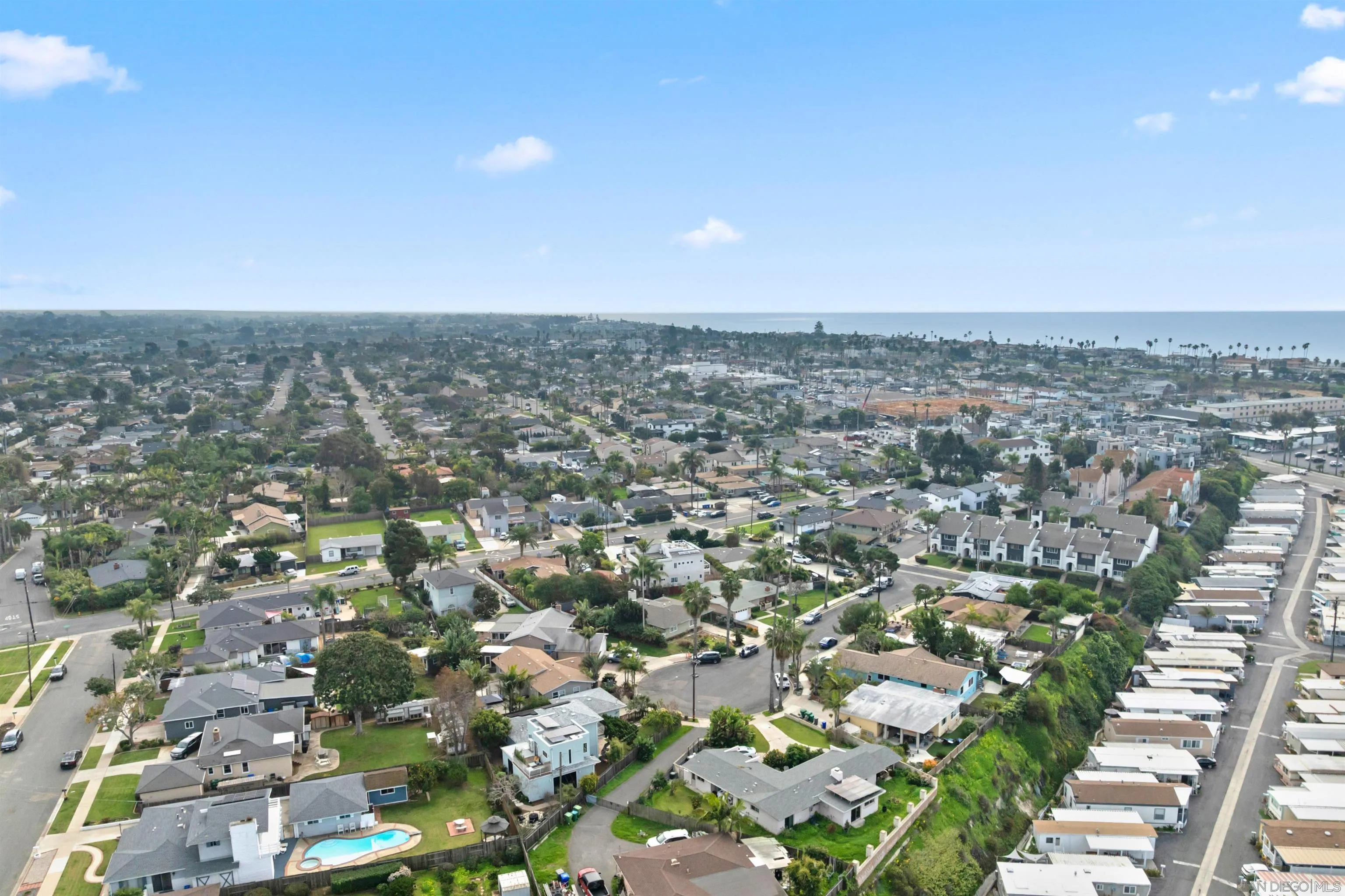 https://cdn.realtyfeed.com/cdn/127/260001927/745fe7fabdcb22090074ca018a08209c.webp