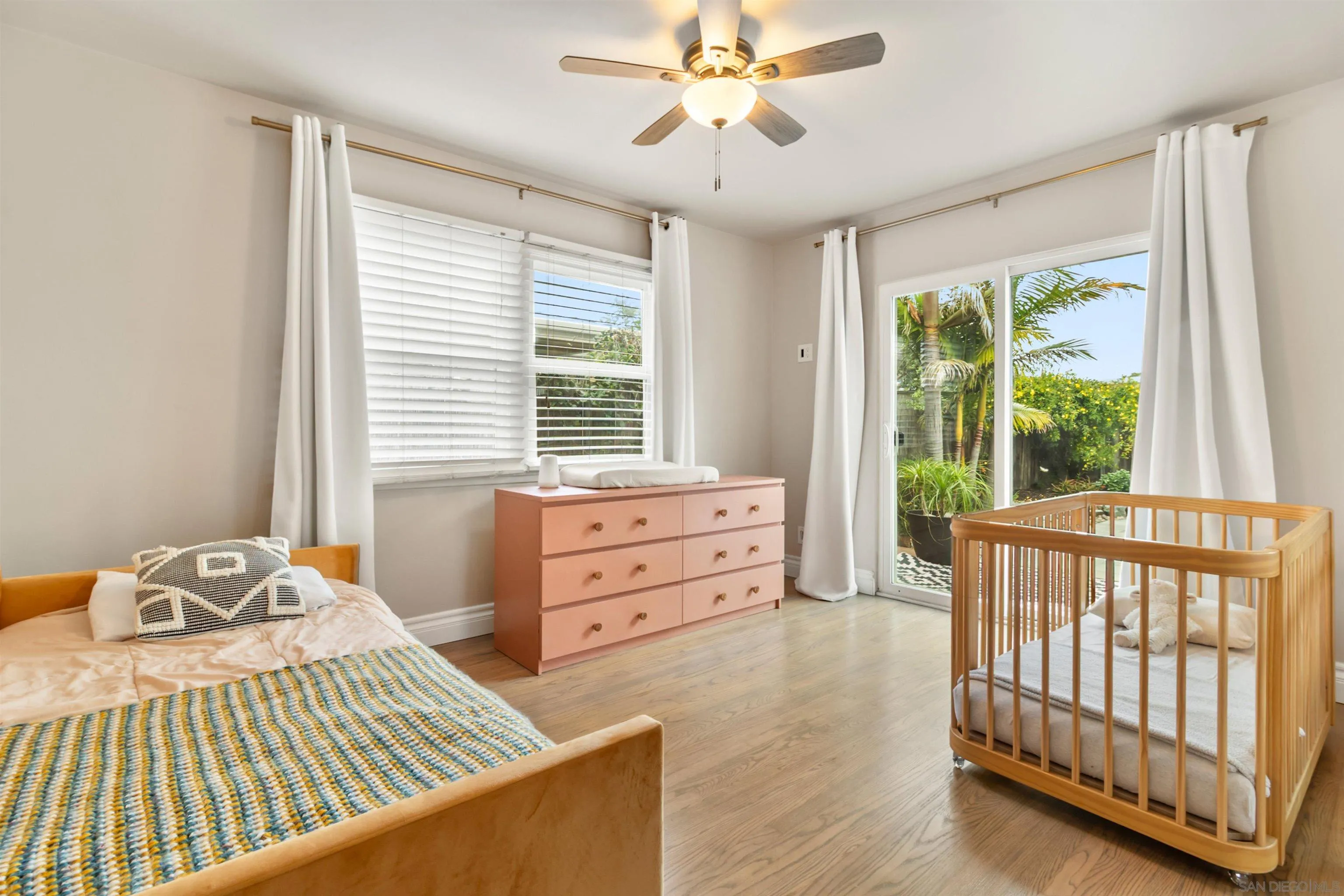 https://cdn.realtyfeed.com/cdn/127/260001927/81049eed2f11d3960ffb67e0192975a5.webp