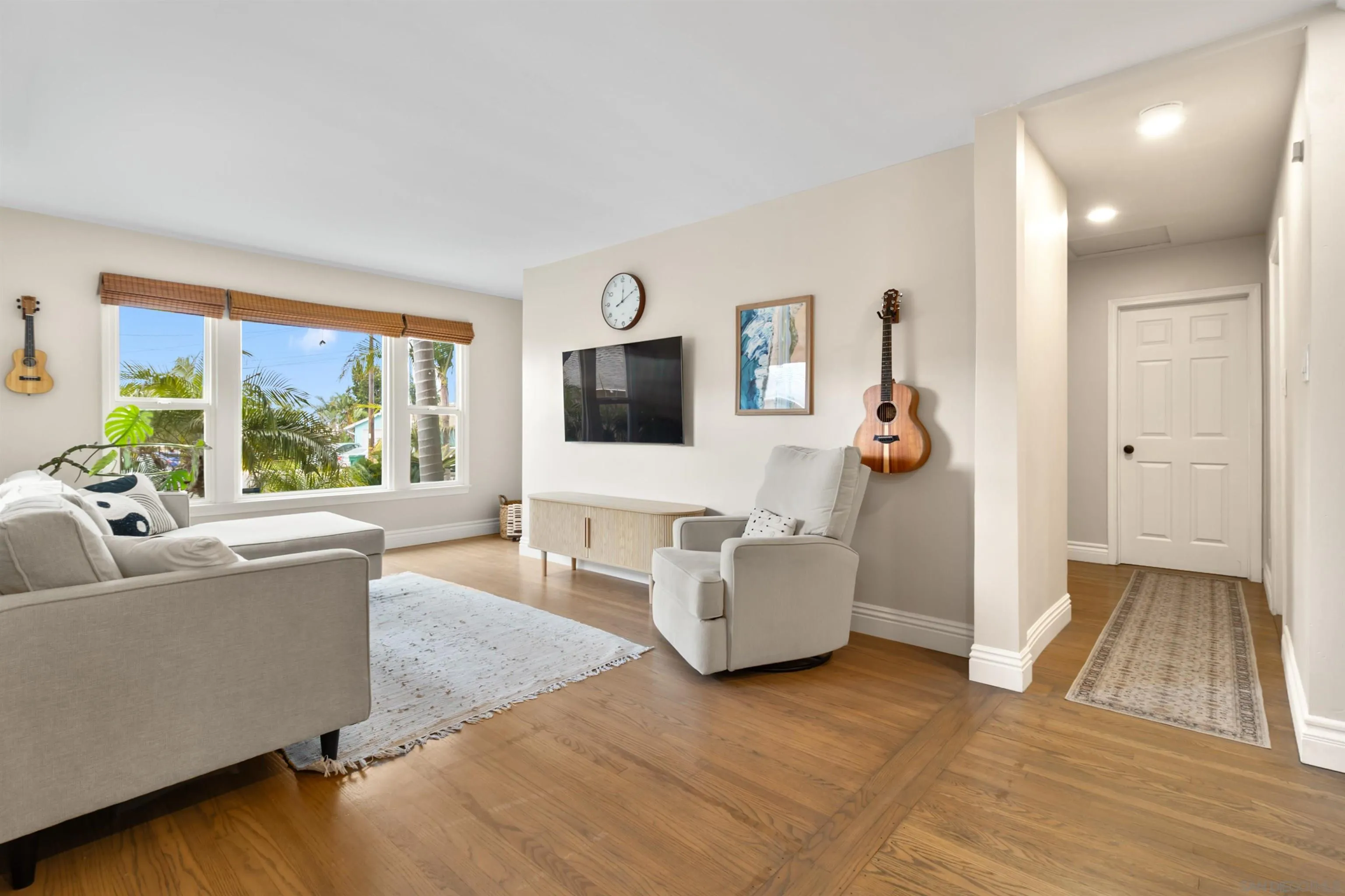 https://cdn.realtyfeed.com/cdn/127/260001927/b13015048e794fa9e51988447922dea9.webp