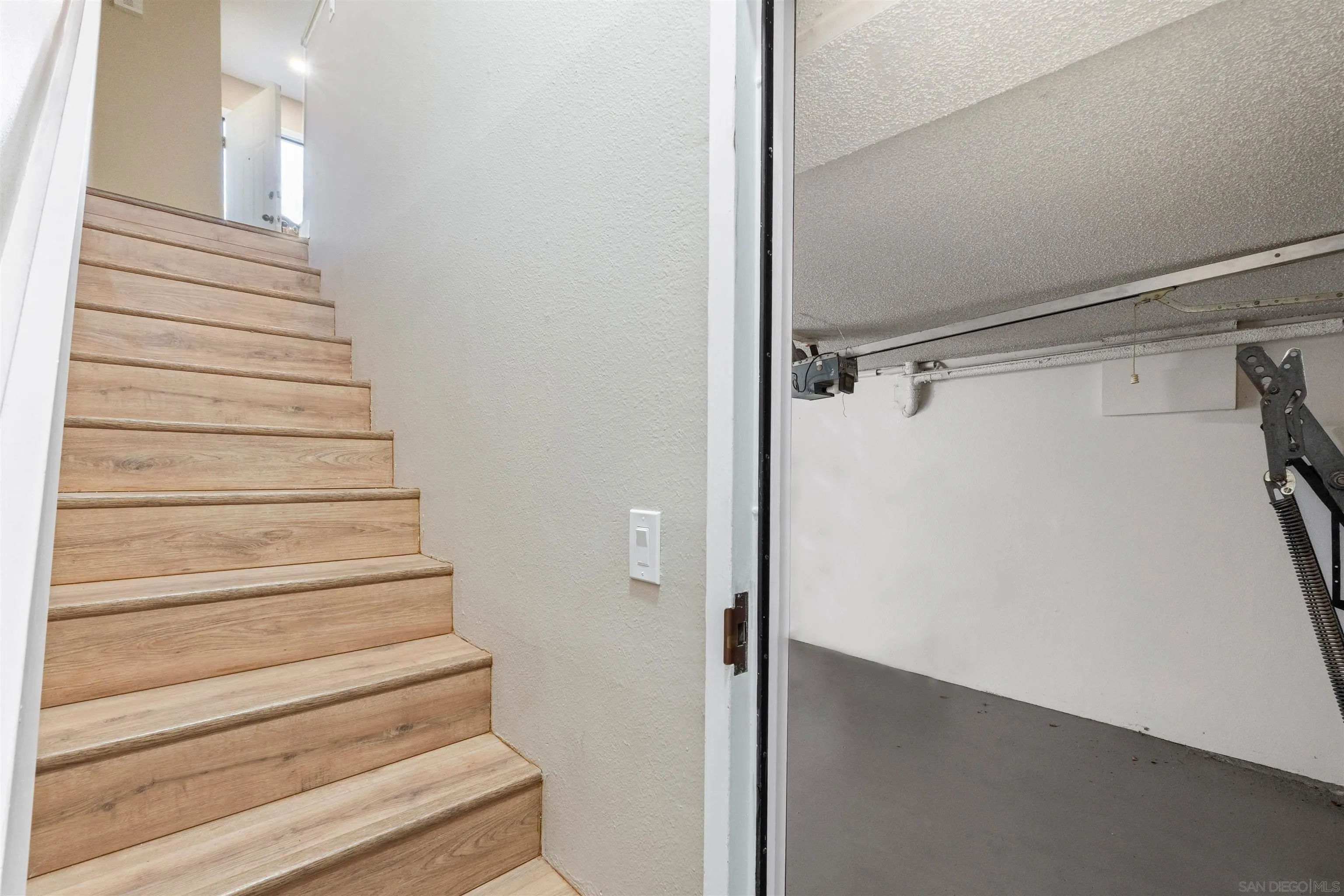 https://cdn.realtyfeed.com/cdn/127/260001933/3474e5839479b7b7406b36c788d5896d.webp