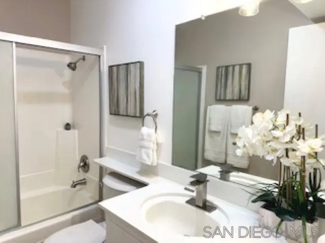 Photo #43: 260001933 Listing: Photo #43