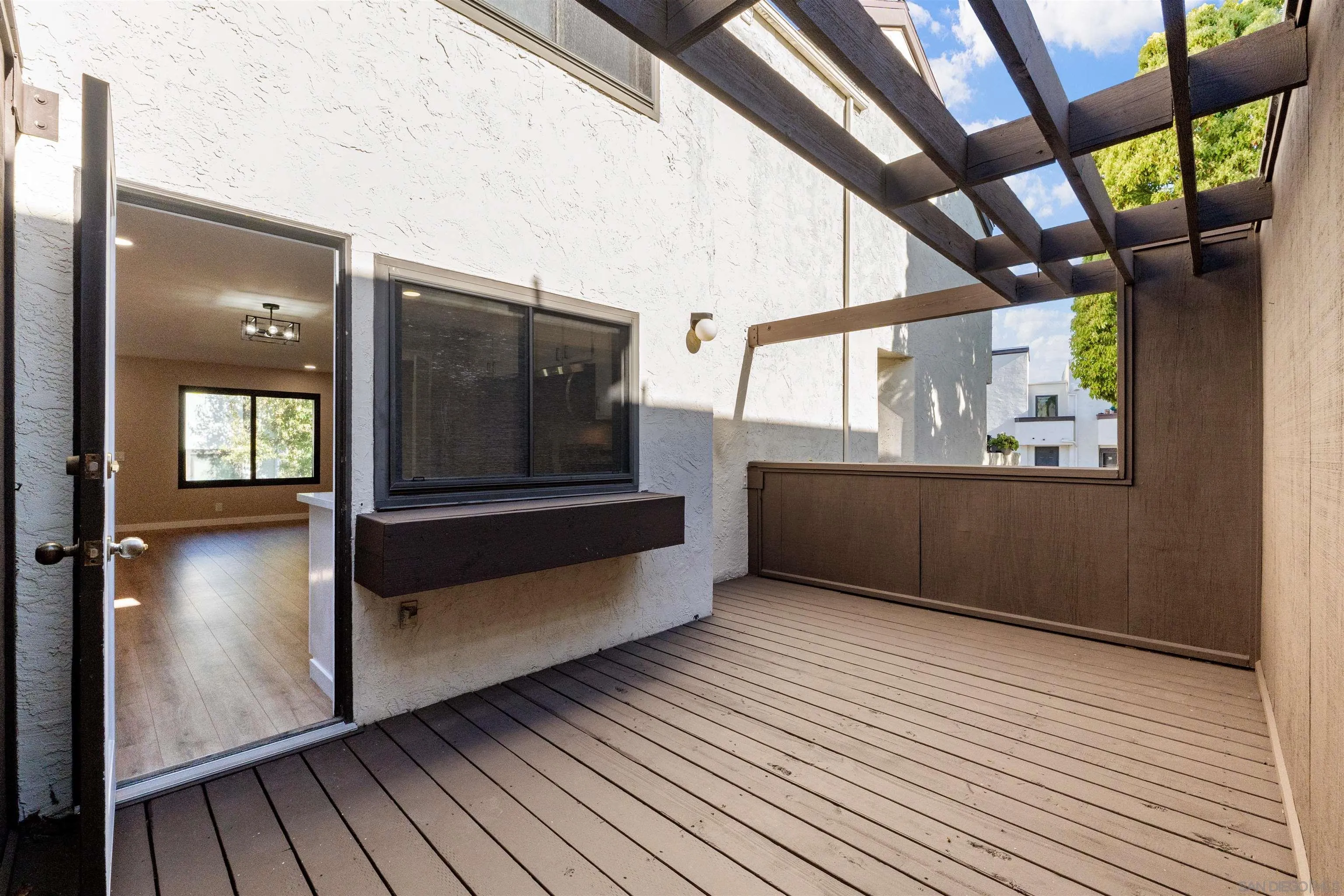 https://cdn.realtyfeed.com/cdn/127/260001933/ceff245b0dfcfaa4238a84af6e6f2c90.webp