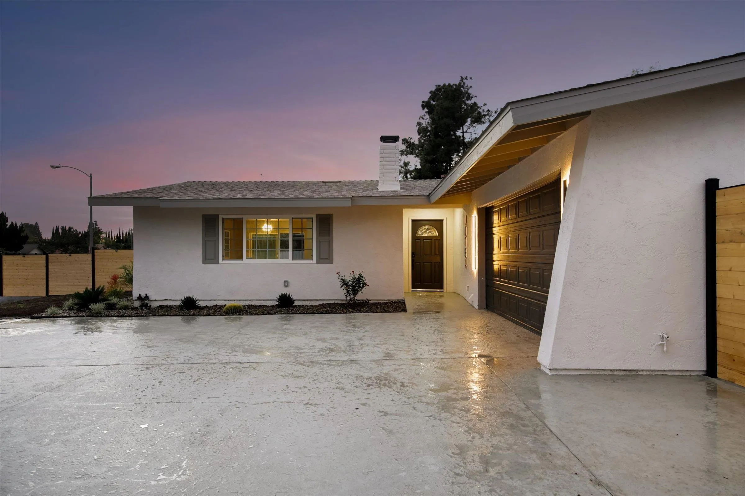https://cdn.realtyfeed.com/cdn/127/260001935/109abf540777bbdd769e1a7a1480b7f4.webp