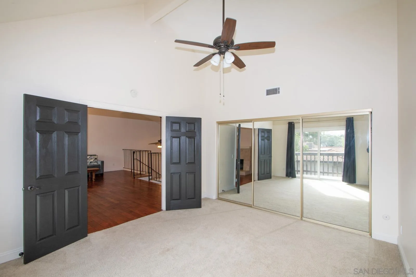 https://cdn.realtyfeed.com/cdn/127/260001937/0aebe37f151fd2a6488f248f47adb870.webp