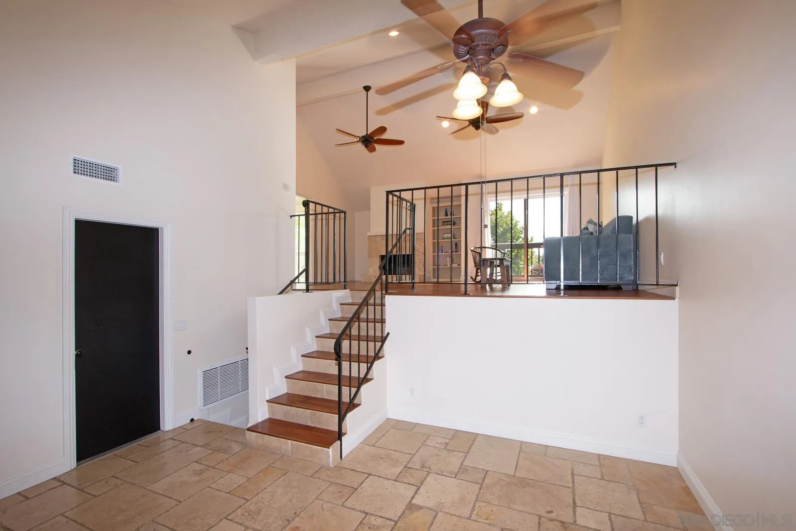 https://cdn.realtyfeed.com/cdn/127/260001937/8f59d427894def1b40f236ea4b25476a.webp