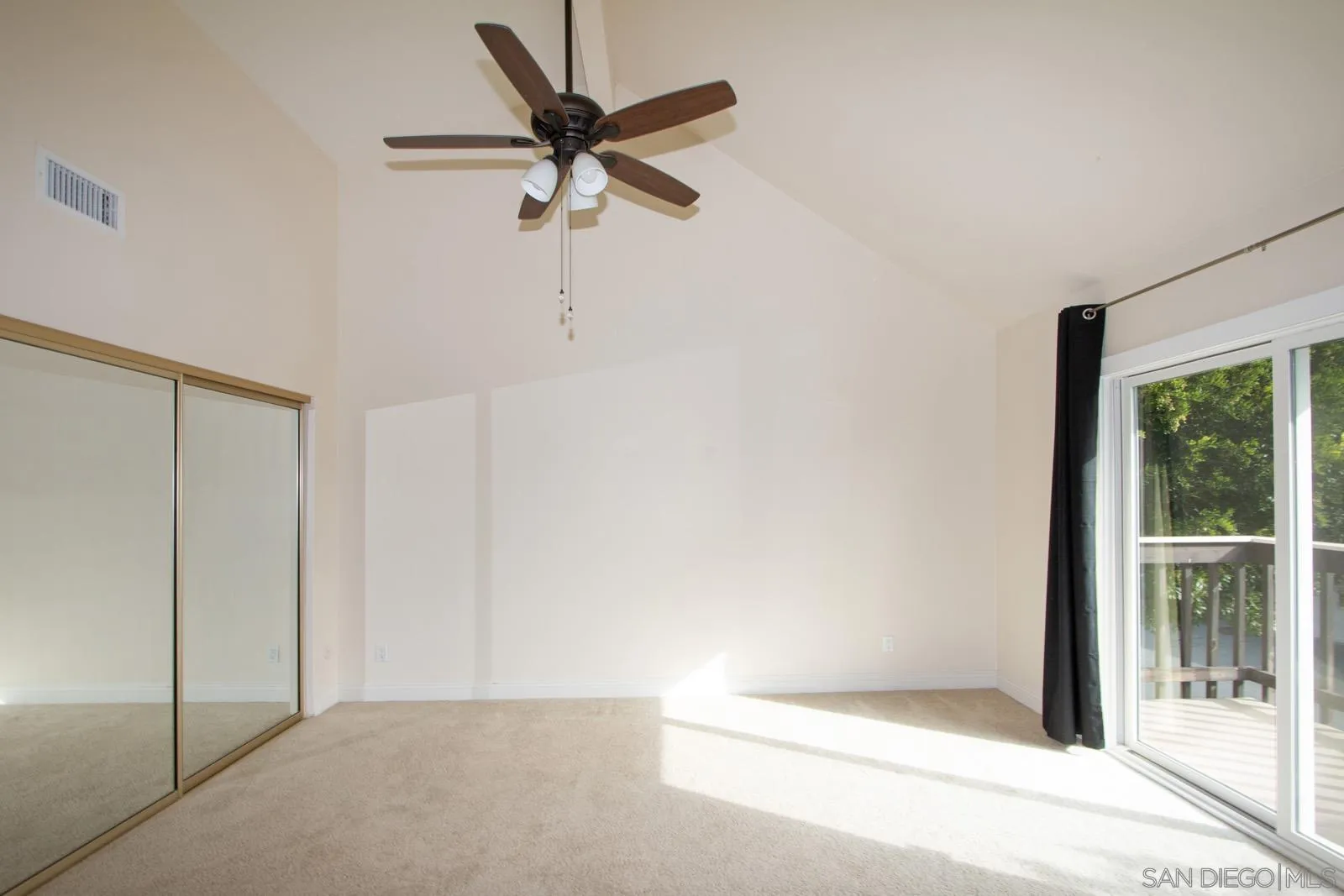 Photo #17: 260001937 Listing: Photo #17