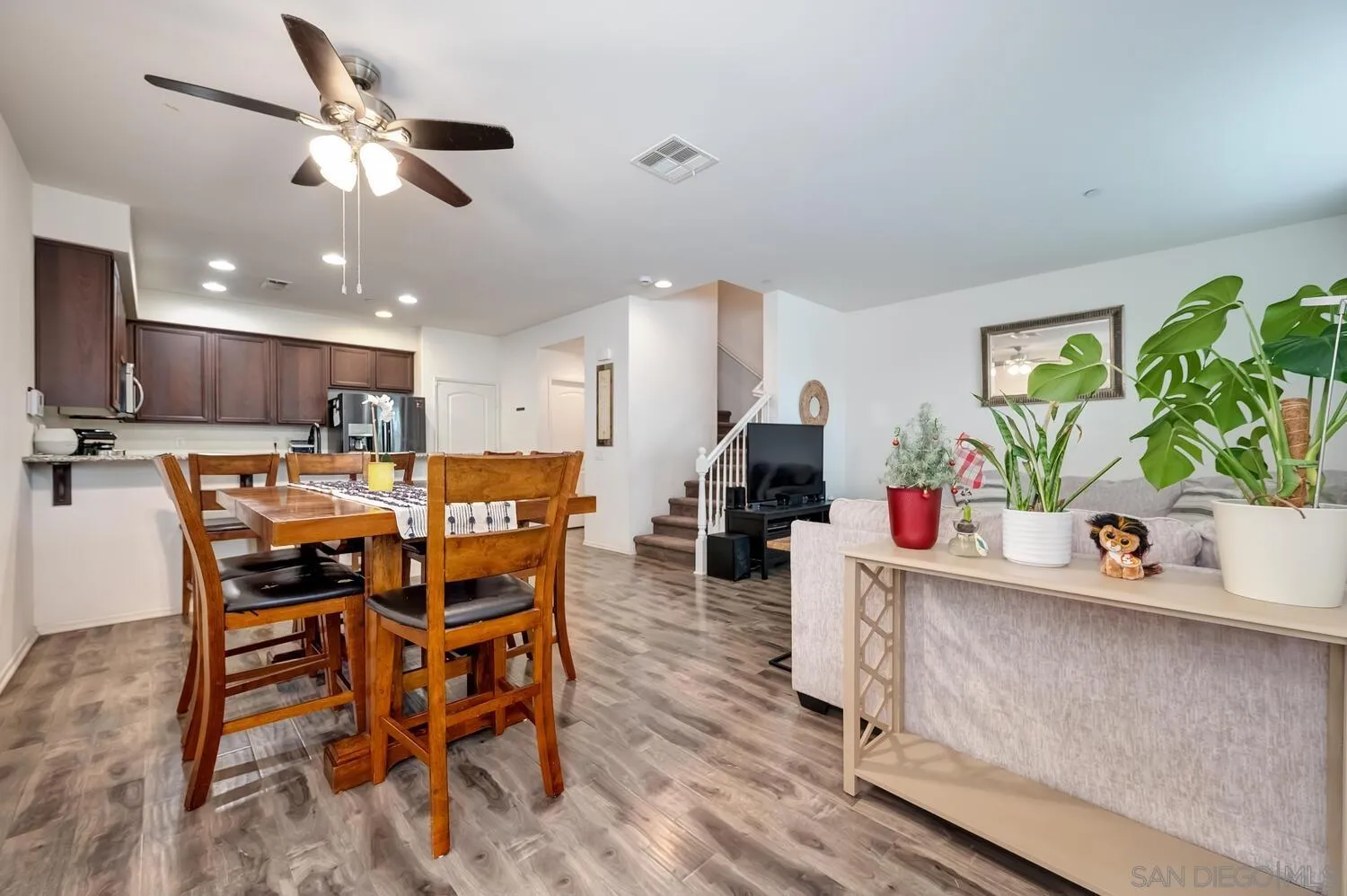 Photo #3: 260001944 Listing: Photo #3