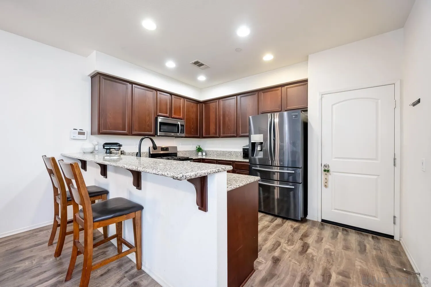 Photo #9: 260001944 Listing: Photo #9