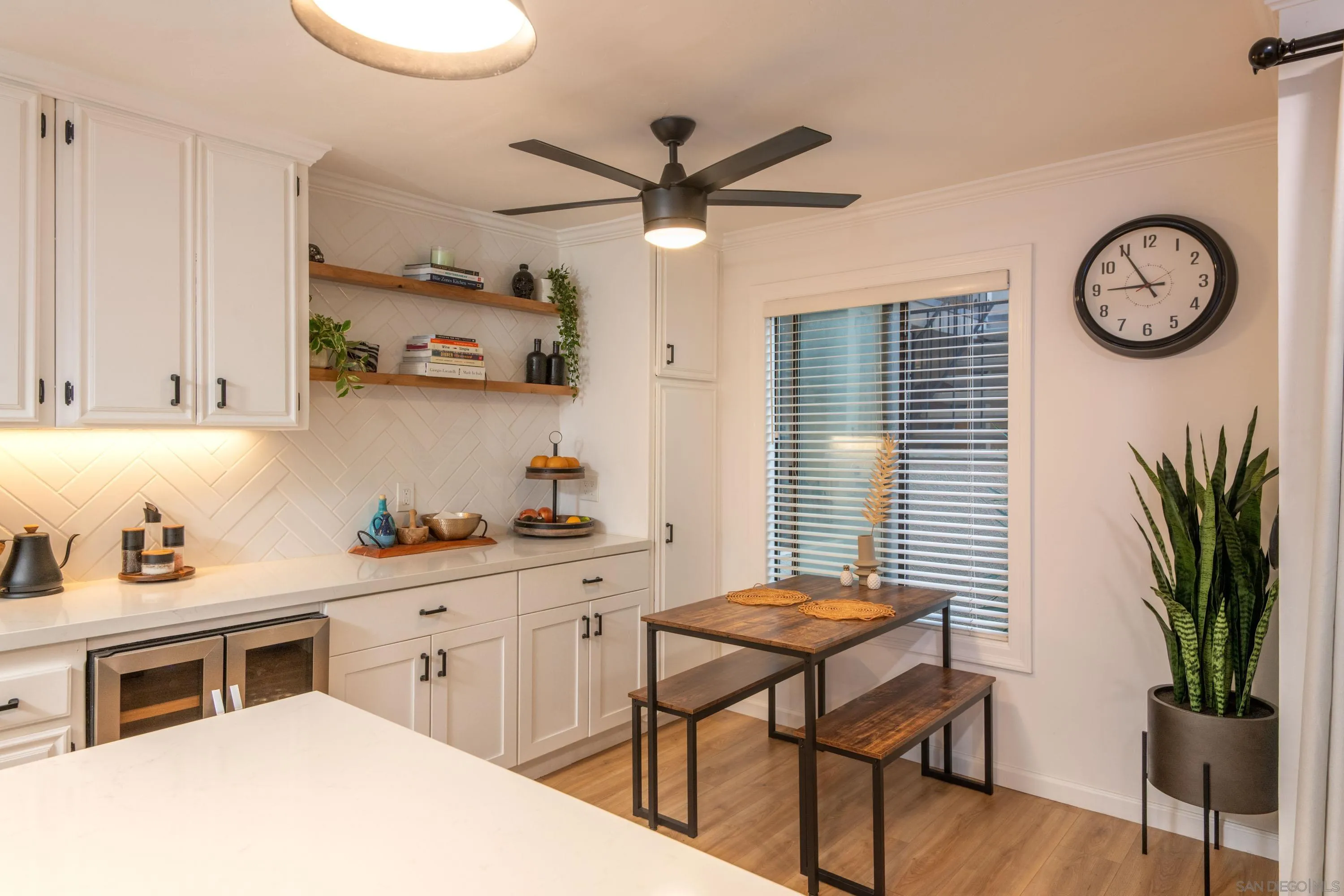 Photo #9: 260001945 Listing: Photo #9