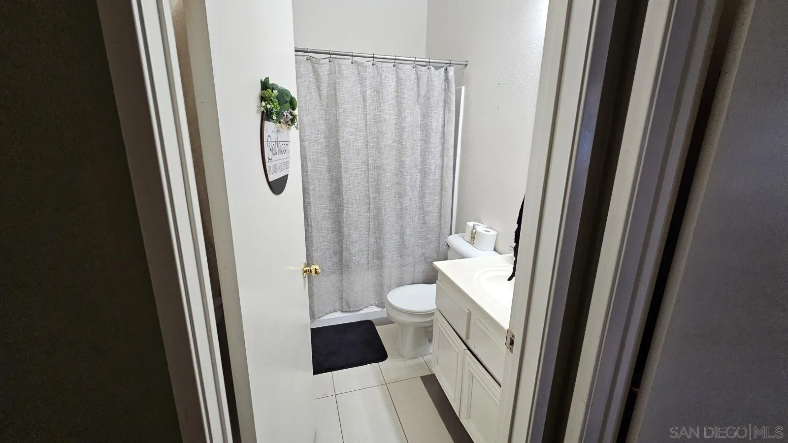 Photo #11: 260001947 Listing: Photo #11