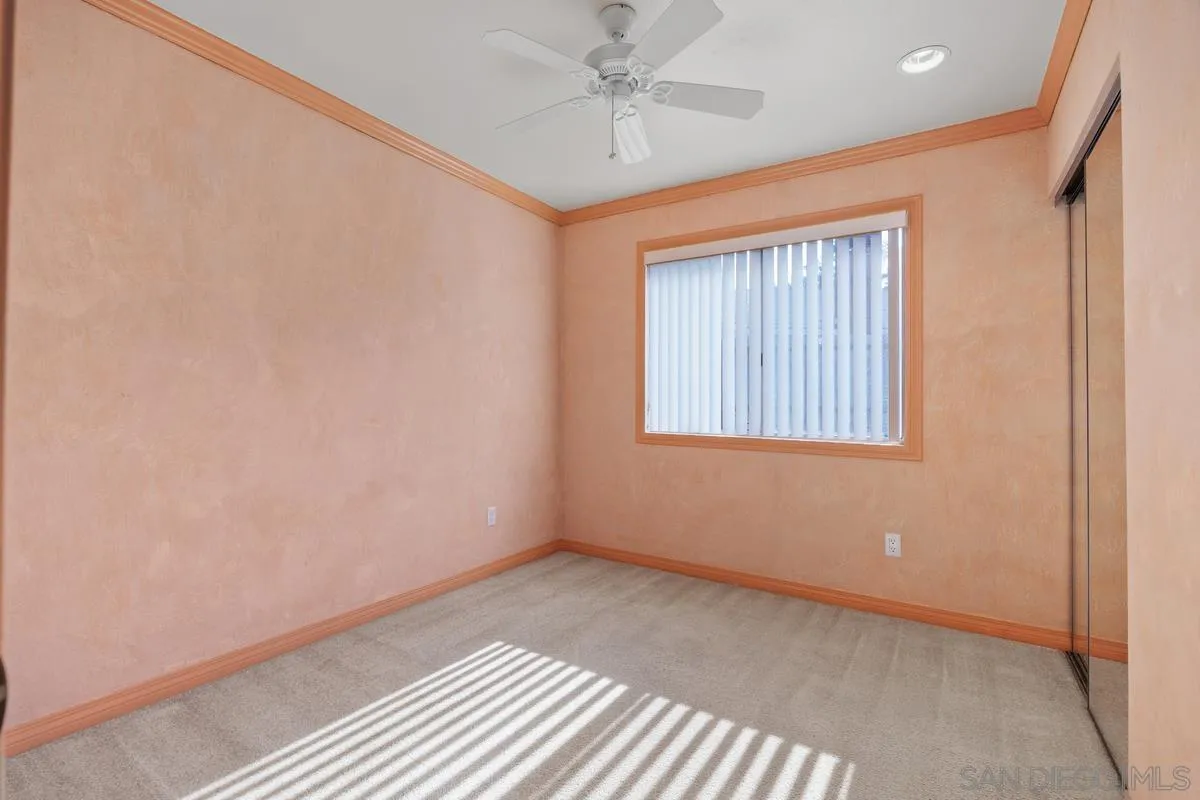 https://cdn.realtyfeed.com/cdn/127/260001948/de8ccc7c612af612c3a9b0204c545d61.webp