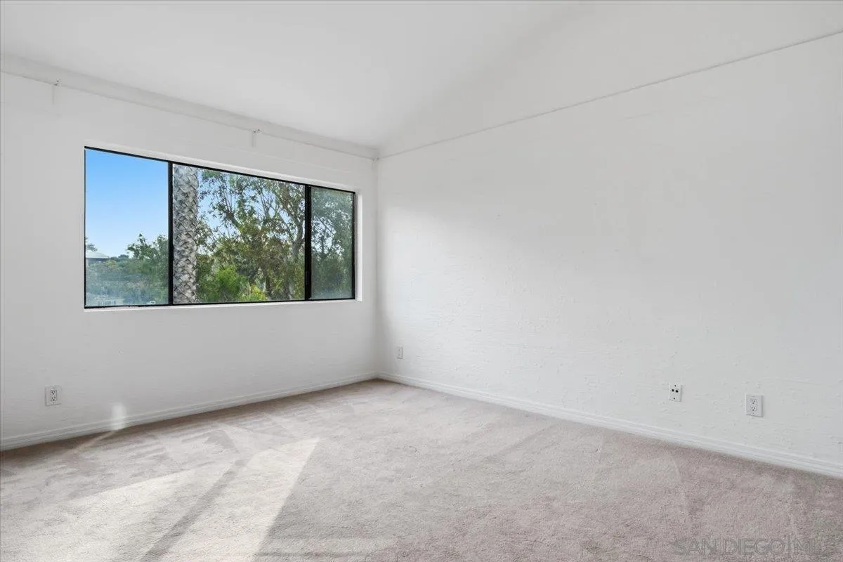 Photo #38: 260001950 Listing: Photo #38