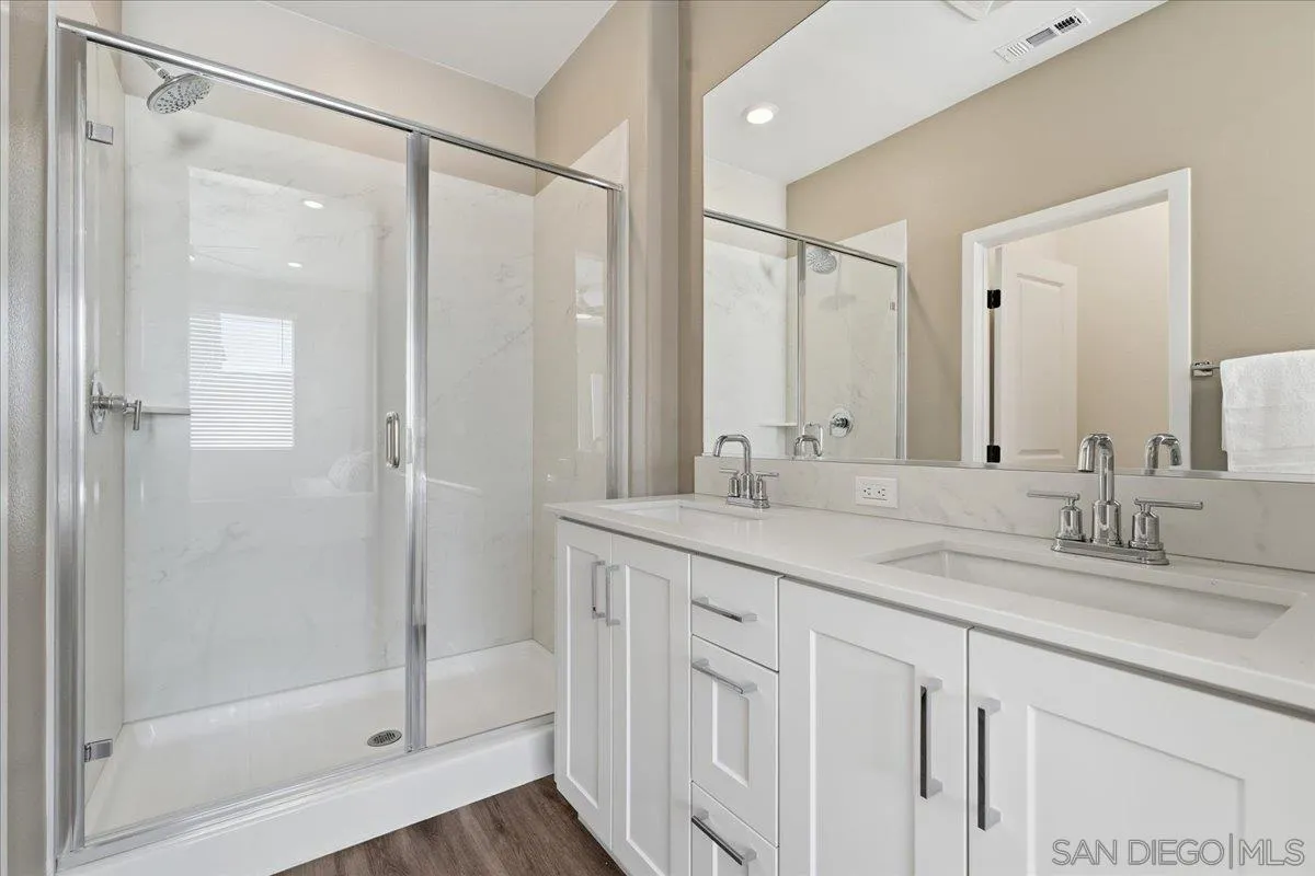 Photo #27: 260001953 Listing: Photo #27