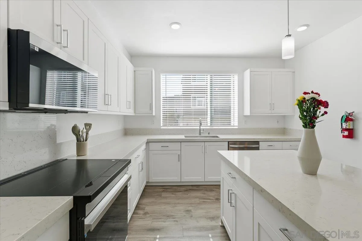 Photo #13: 260001953 Listing: Photo #13