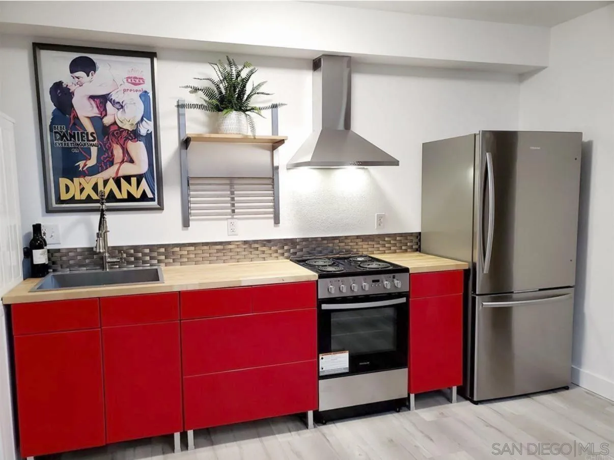 Photo #2: 260001954 Listing: Photo #2