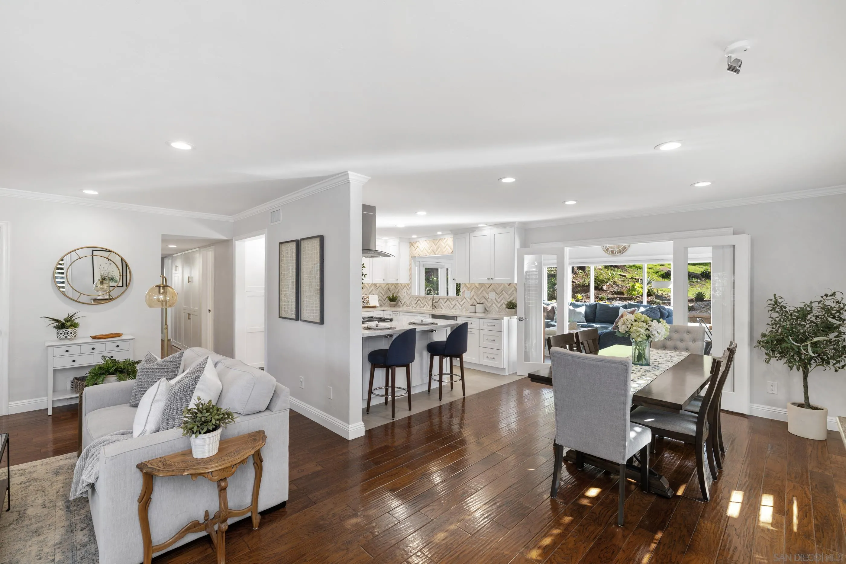 https://cdn.realtyfeed.com/cdn/127/260001955/89d1314431ba0f154dfba3af479563a4.webp