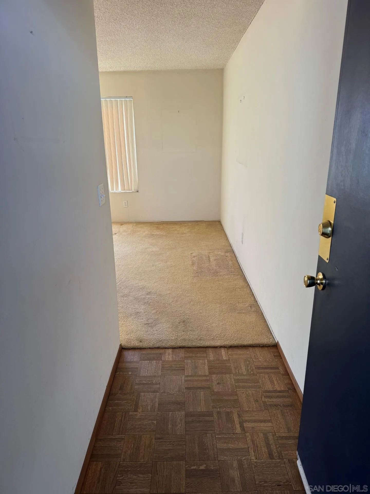 Photo #14: 260001958 Listing: Photo #14