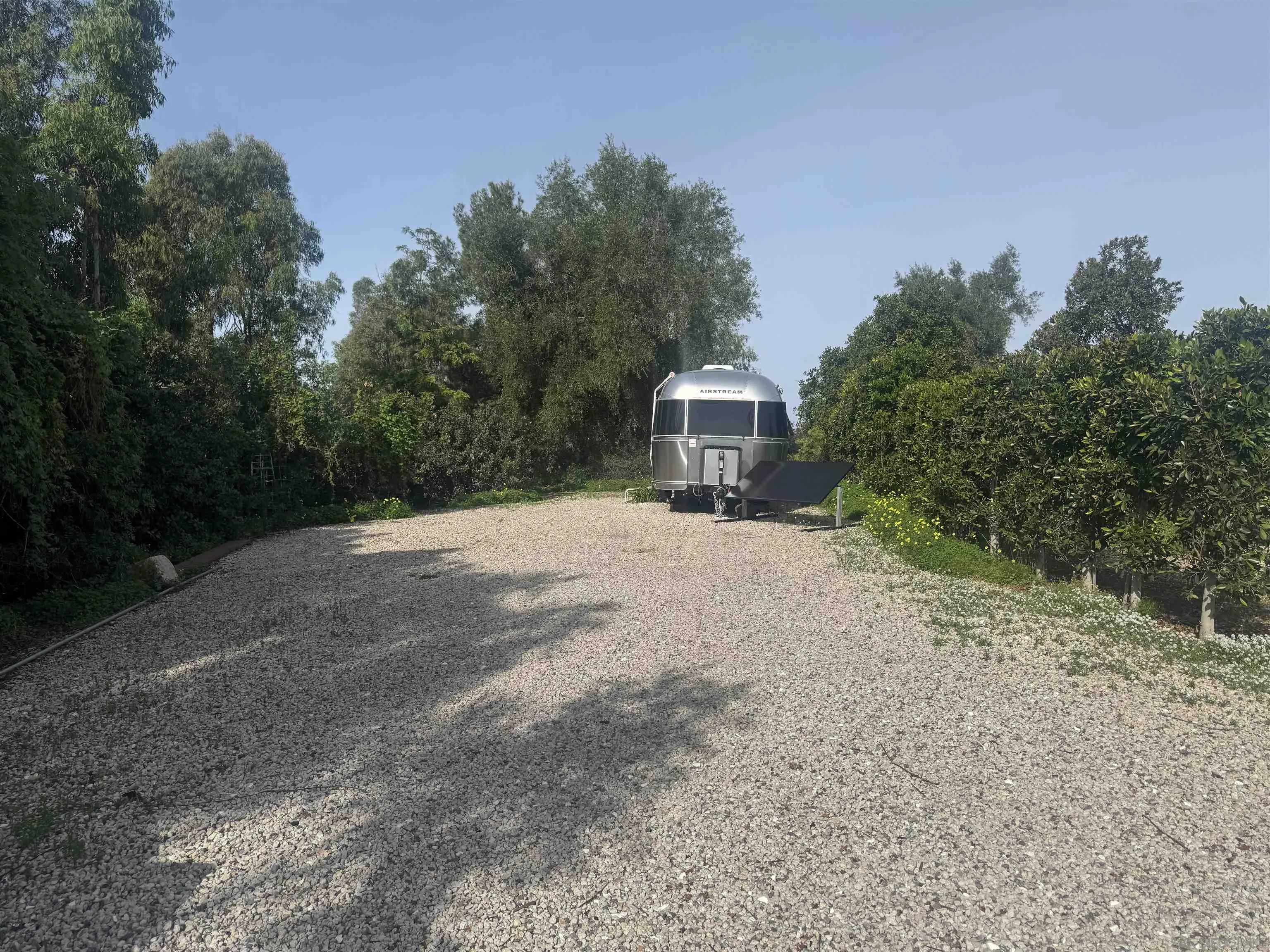 https://cdn.realtyfeed.com/cdn/127/260001961/64552ceb2c7b31c86bcdf399c9078650.webp
