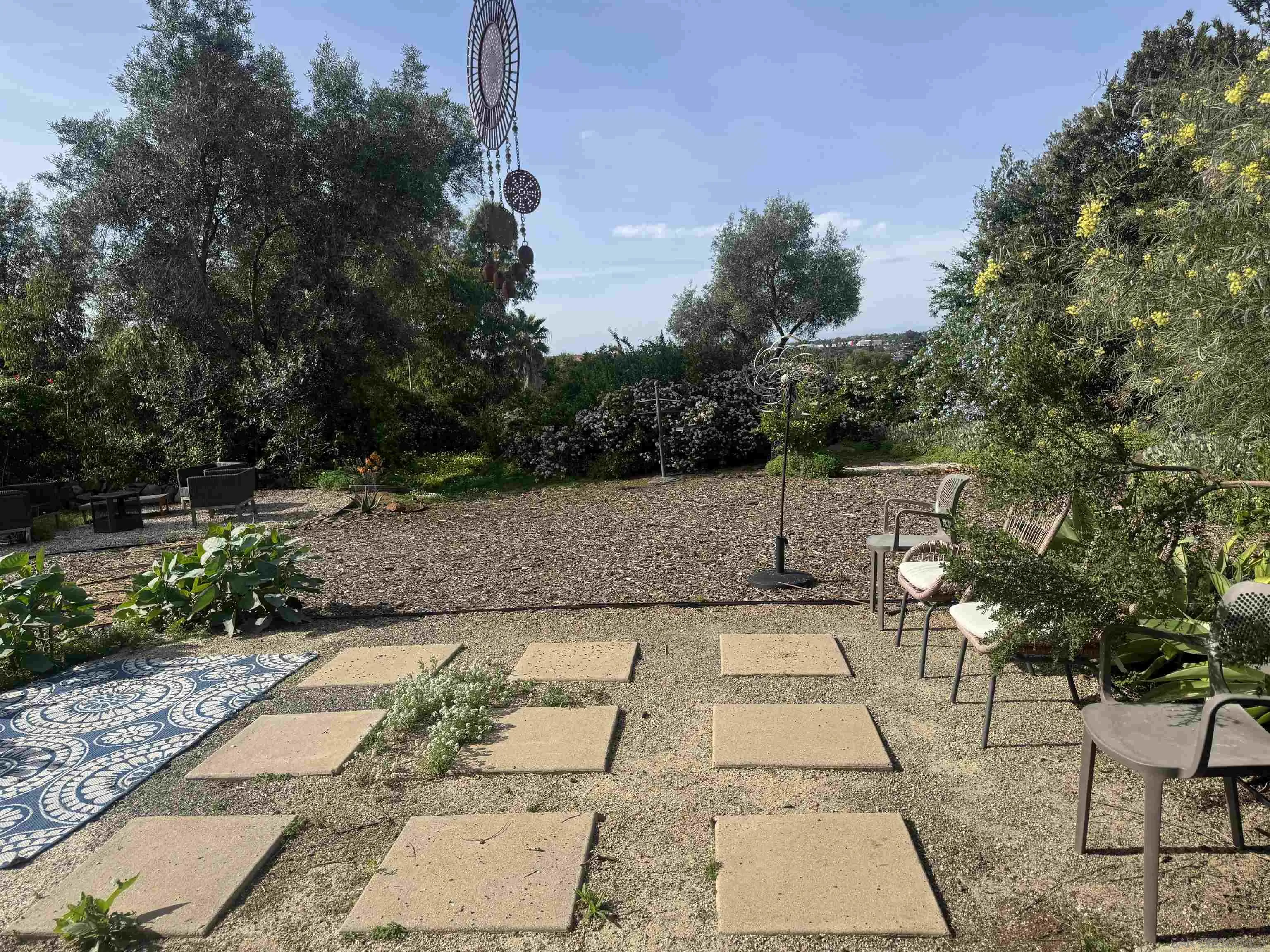 https://cdn.realtyfeed.com/cdn/127/260001961/eb19e6c9c23c4c56d5018c7385e242e0.webp