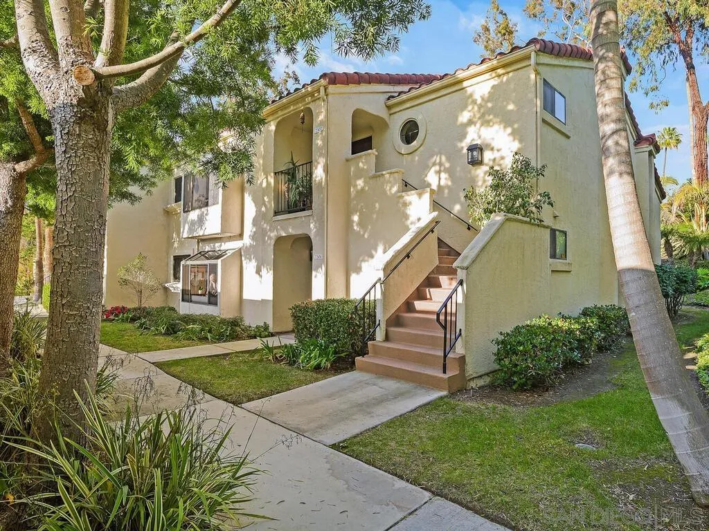 Photo #1: 260001962 Listing: Photo #1