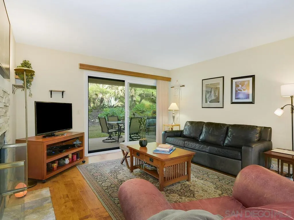 Photo #5: 260001962 Listing: Photo #5