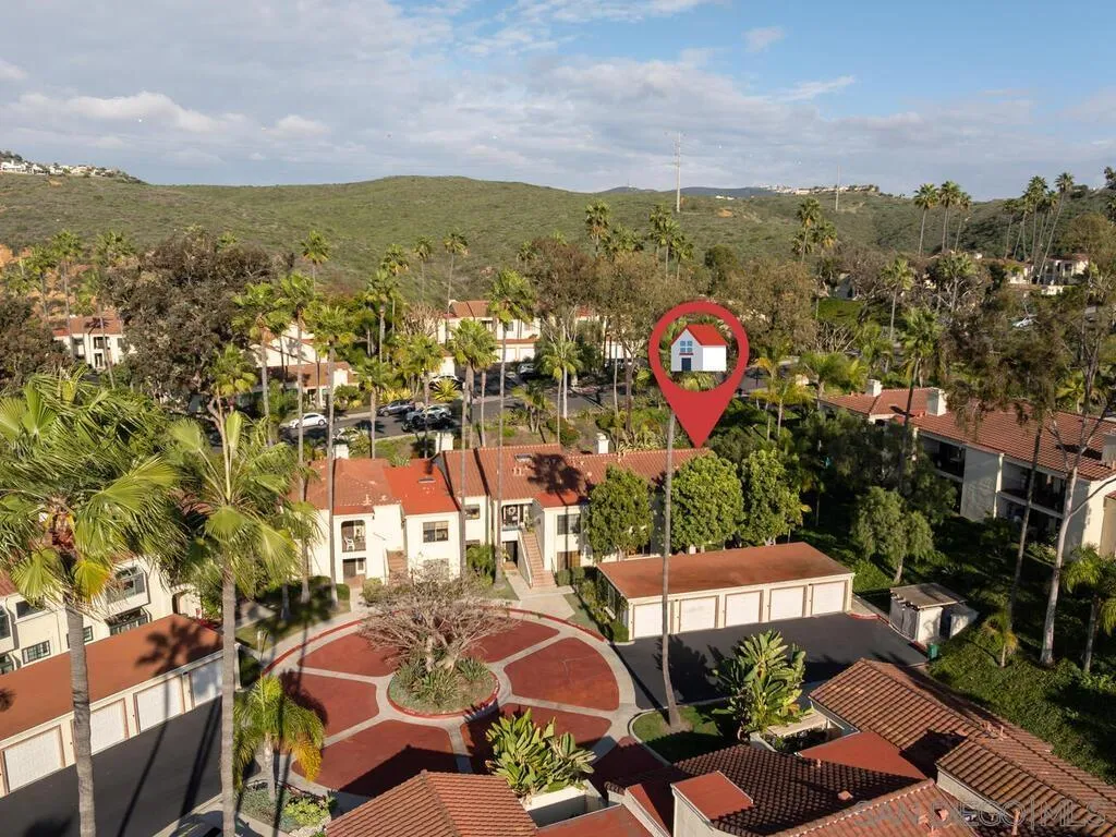 https://cdn.realtyfeed.com/cdn/127/260001962/ae1799065ecf4248c78c81d7134a2d13.webp