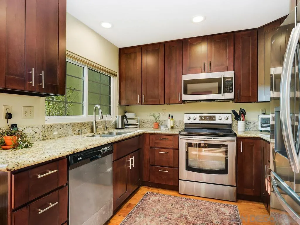 Photo #11: 260001962 Listing: Photo #11