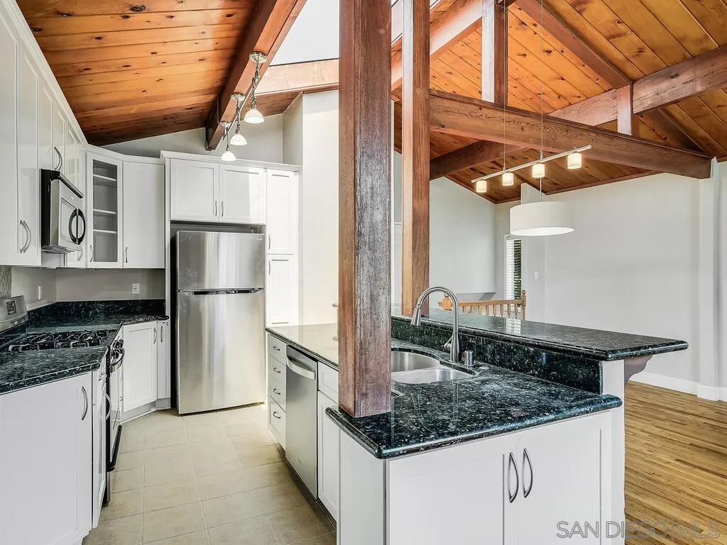 https://cdn.realtyfeed.com/cdn/127/260001964/3f1a80cb1860755043ffdda4e40b7fa7.webp