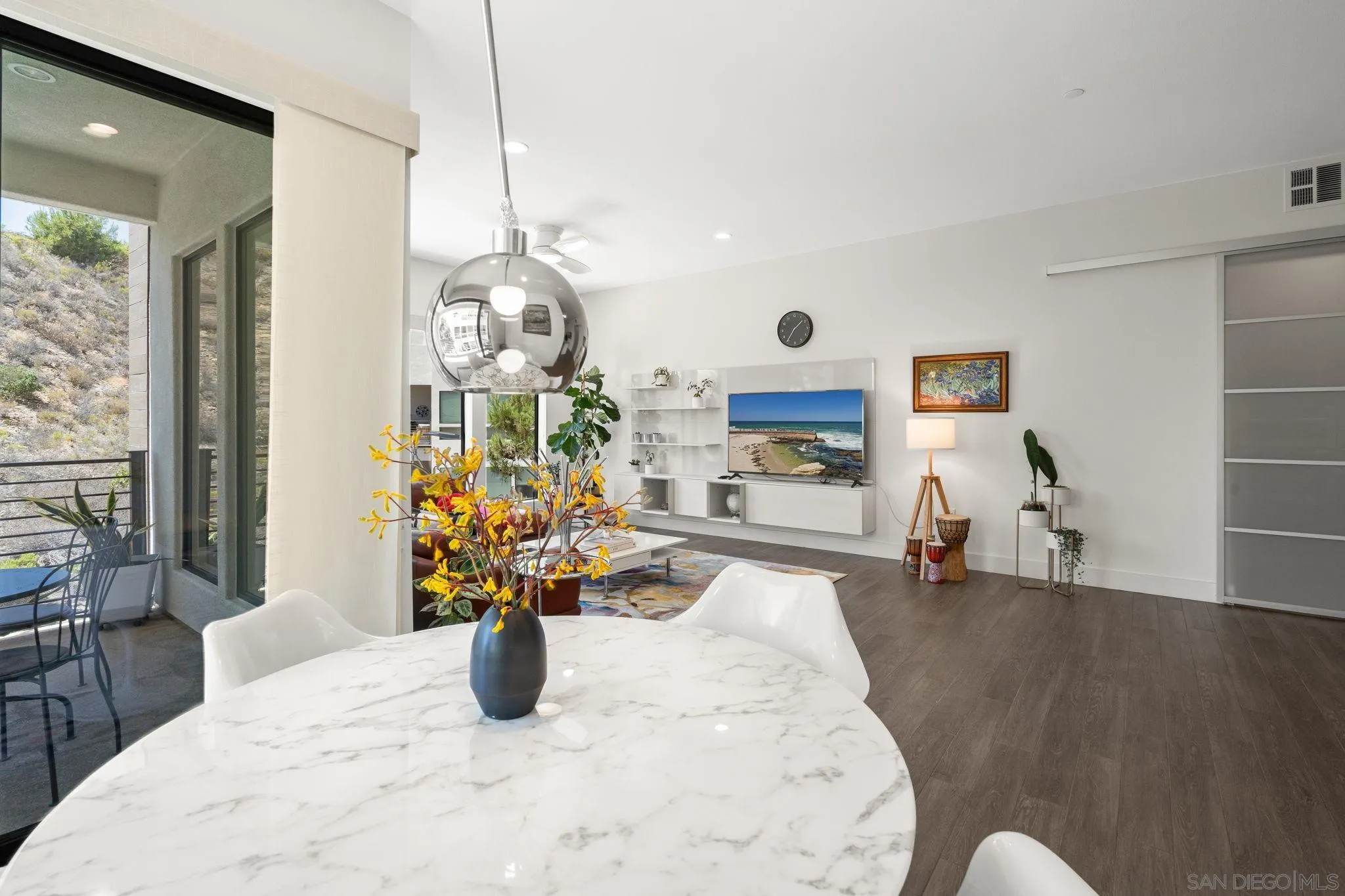 Photo #12: 260001967 Listing: Photo #12