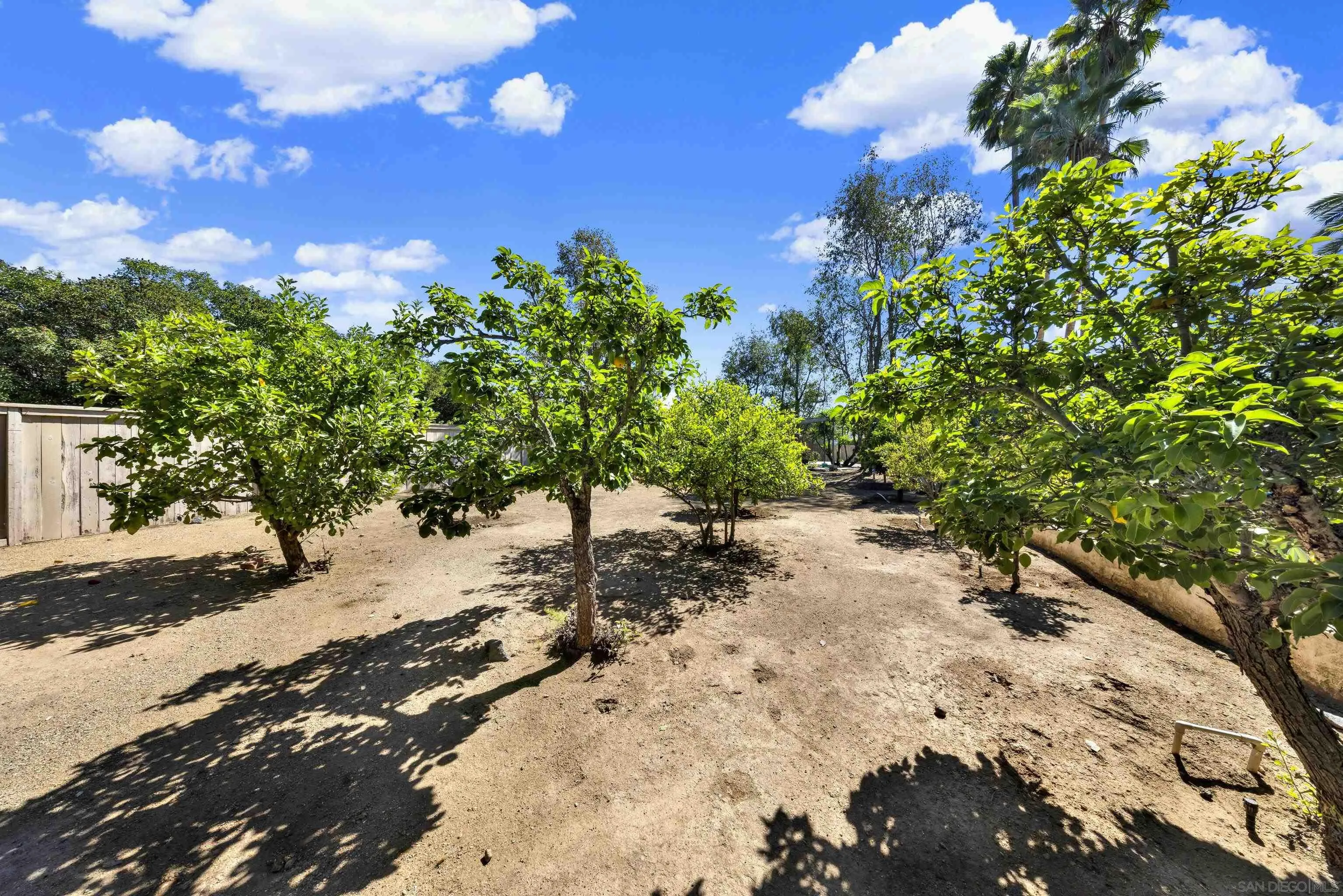 https://cdn.realtyfeed.com/cdn/127/260001968/c6571d50048f001d31b33e2cc4323704.webp