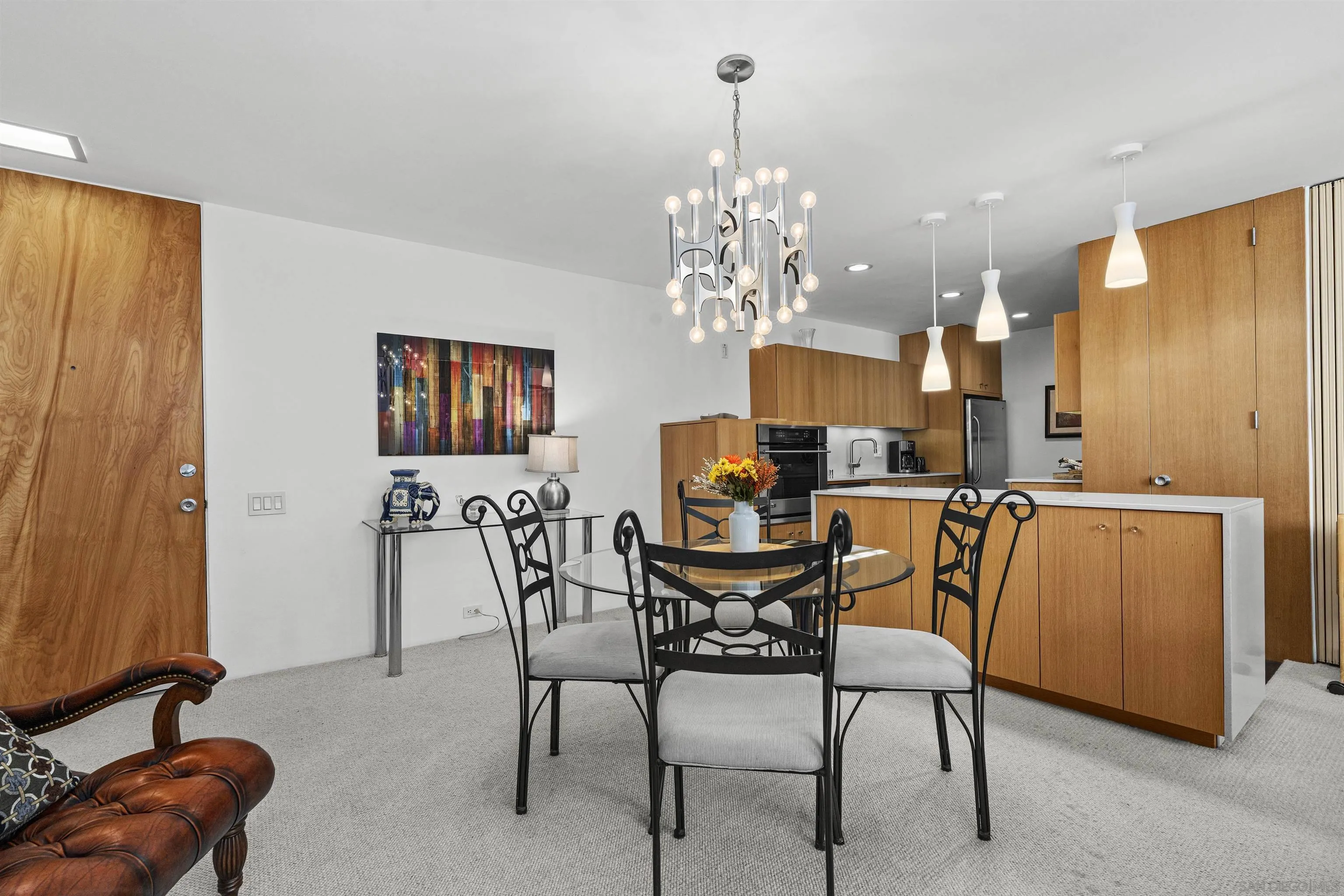 Photo #8: 260001971 Listing: Photo #8