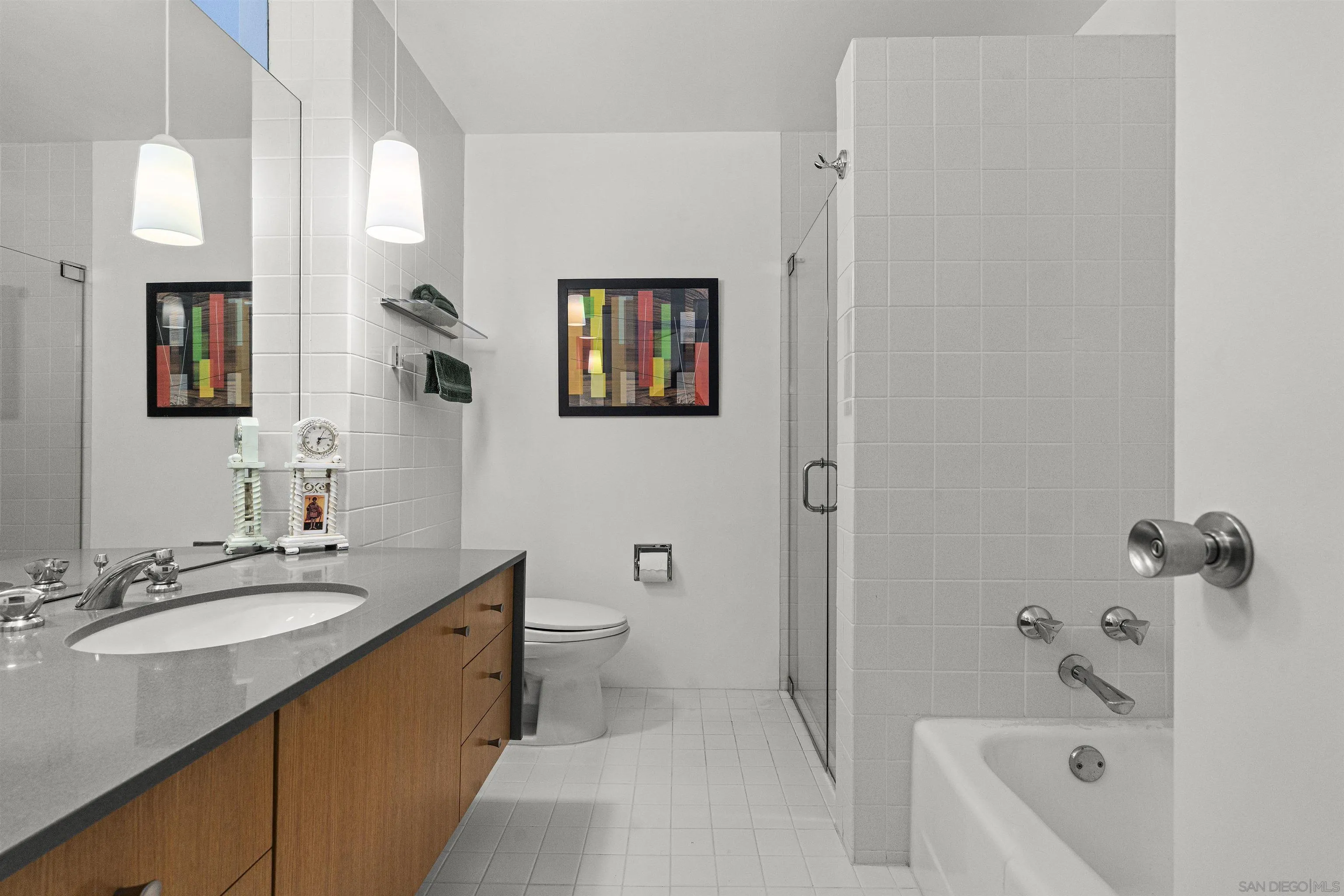 Photo #16: 260001971 Listing: Photo #16