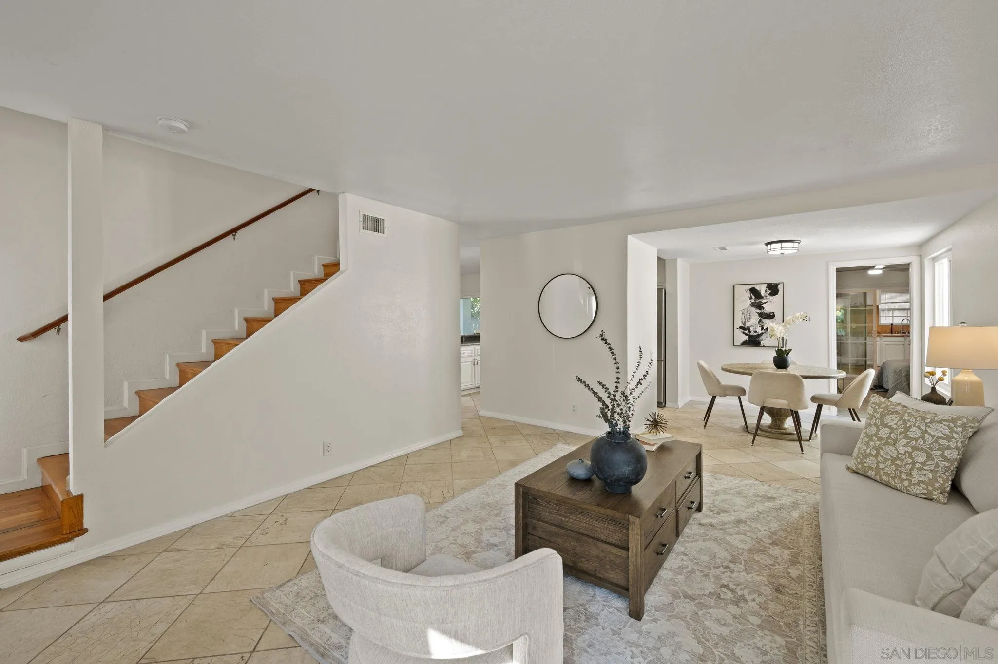 https://cdn.realtyfeed.com/cdn/127/260001972/c9888370db65518ae8fe41126e3f6e4a.webp